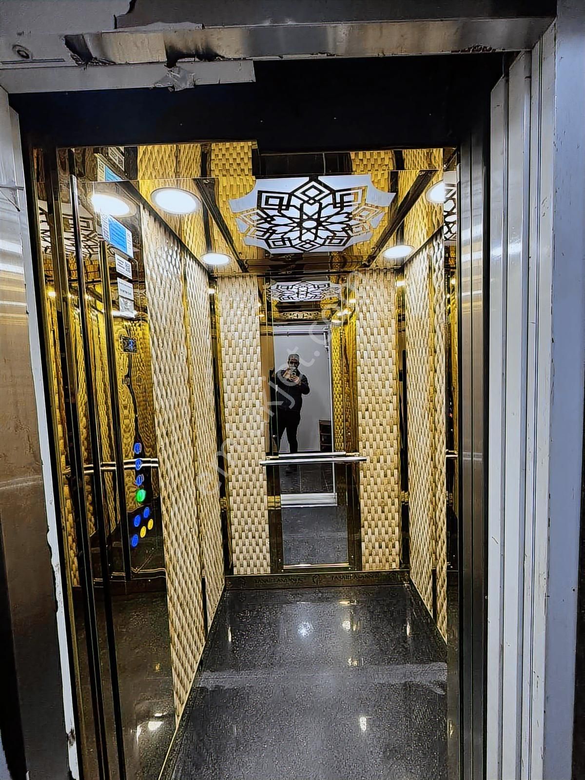 Çobançeşme Mh De Satılık 2+1 Eşyalı Daire %80 Kredi Çıkmaktadır - Görsel 2