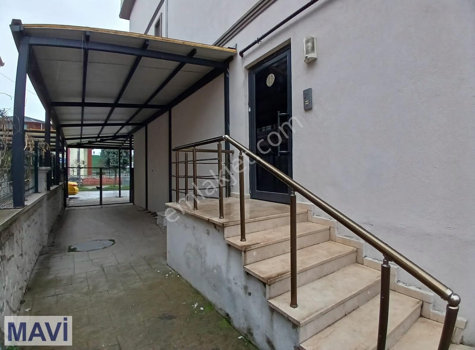 Remax Mavi Güvencesi İle Arifiye'nin Merkezinde Satılık Daire - Görsel 16