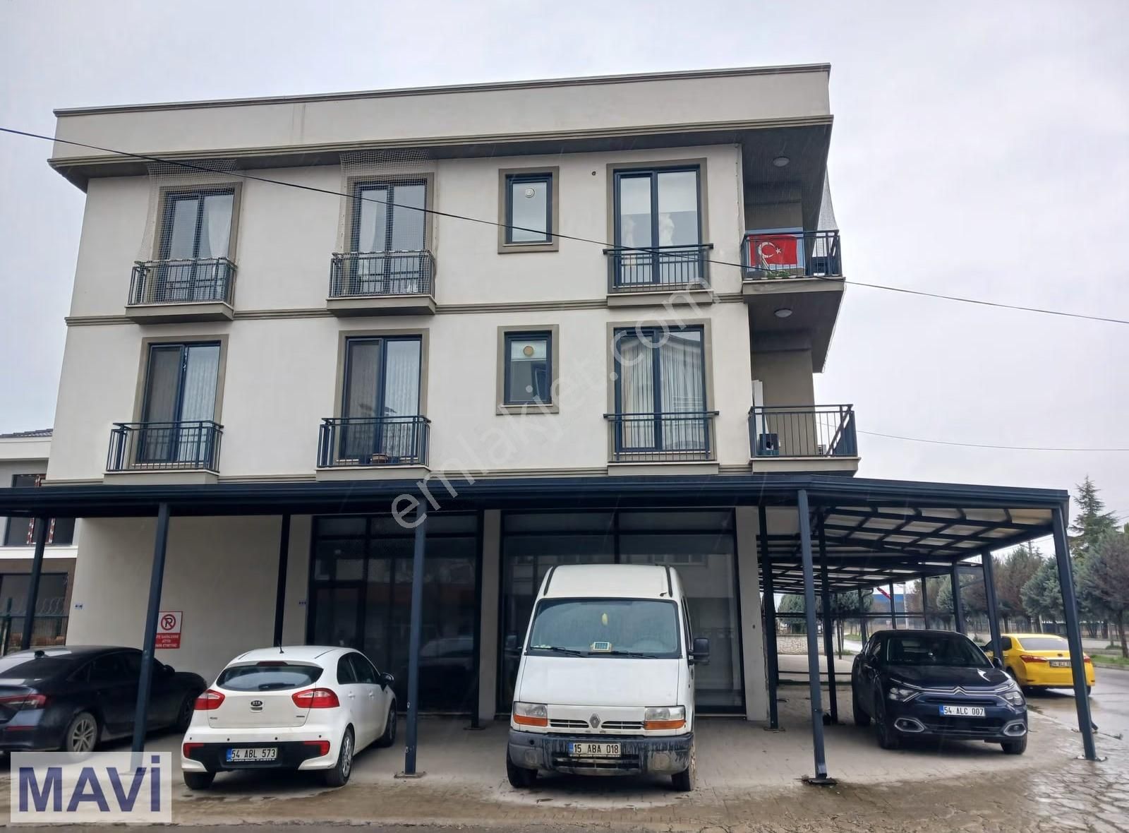 Remax Mavi Güvencesi İle Arifiye'nin Merkezinde Satılık Daire - Görsel 14