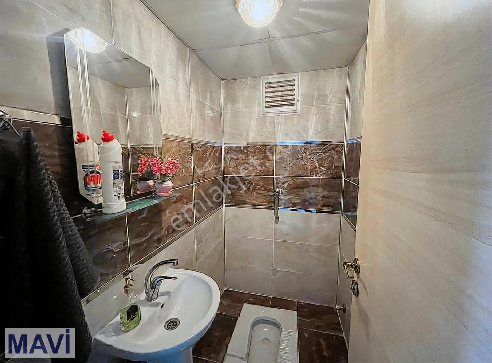 Hendek Yeni Mahallede Ana Caddeye Sıfır | Site İçi 3+1 | 125 M² - Görsel 9