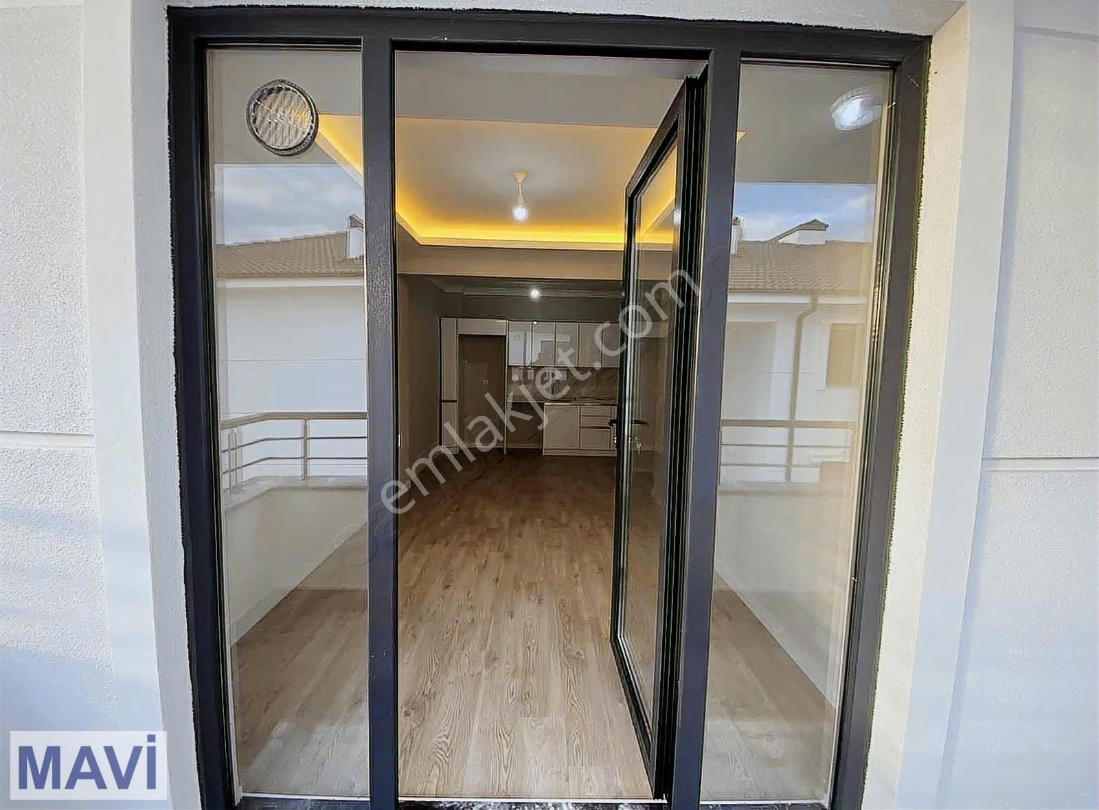 Re/max Mavi'den Arifiye Hanlıda Kiralık Sıfır Lüks 2+1 Daire - Görsel 17