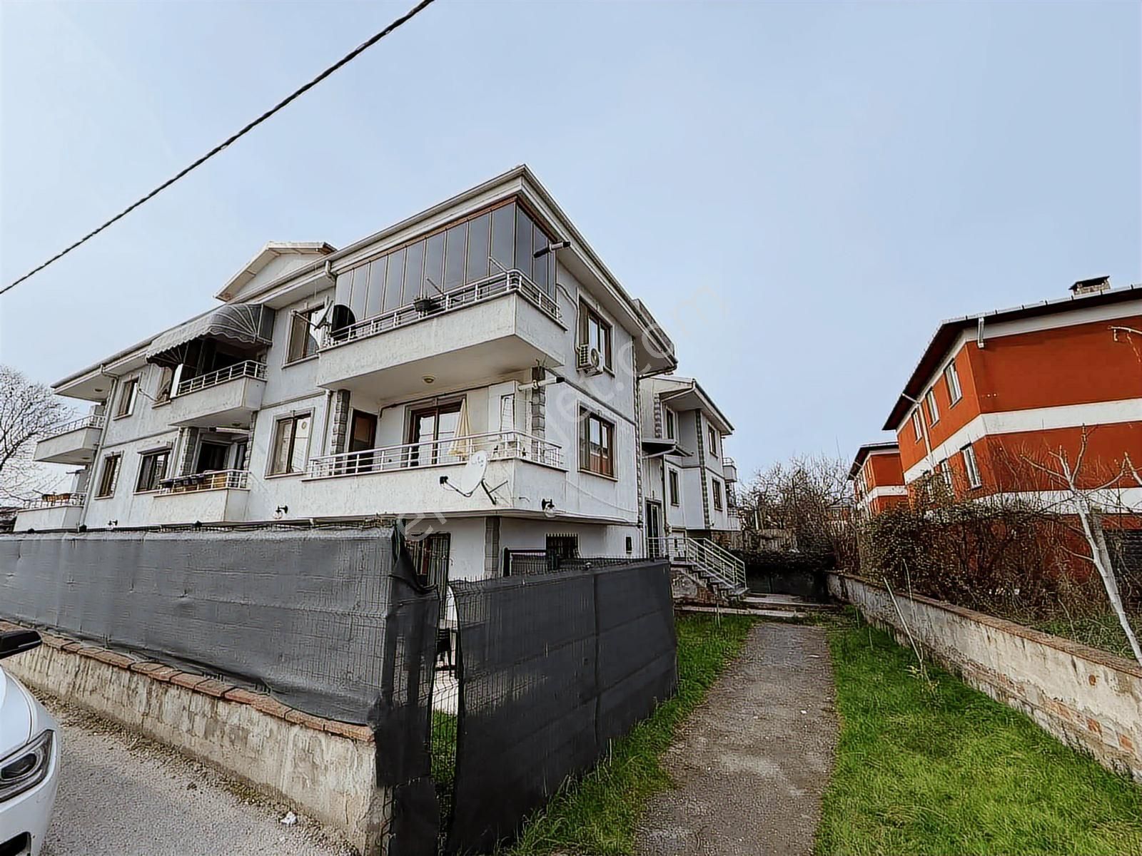 Yeni Stad Çevresi Satılık 2+1 Dubleks Daire