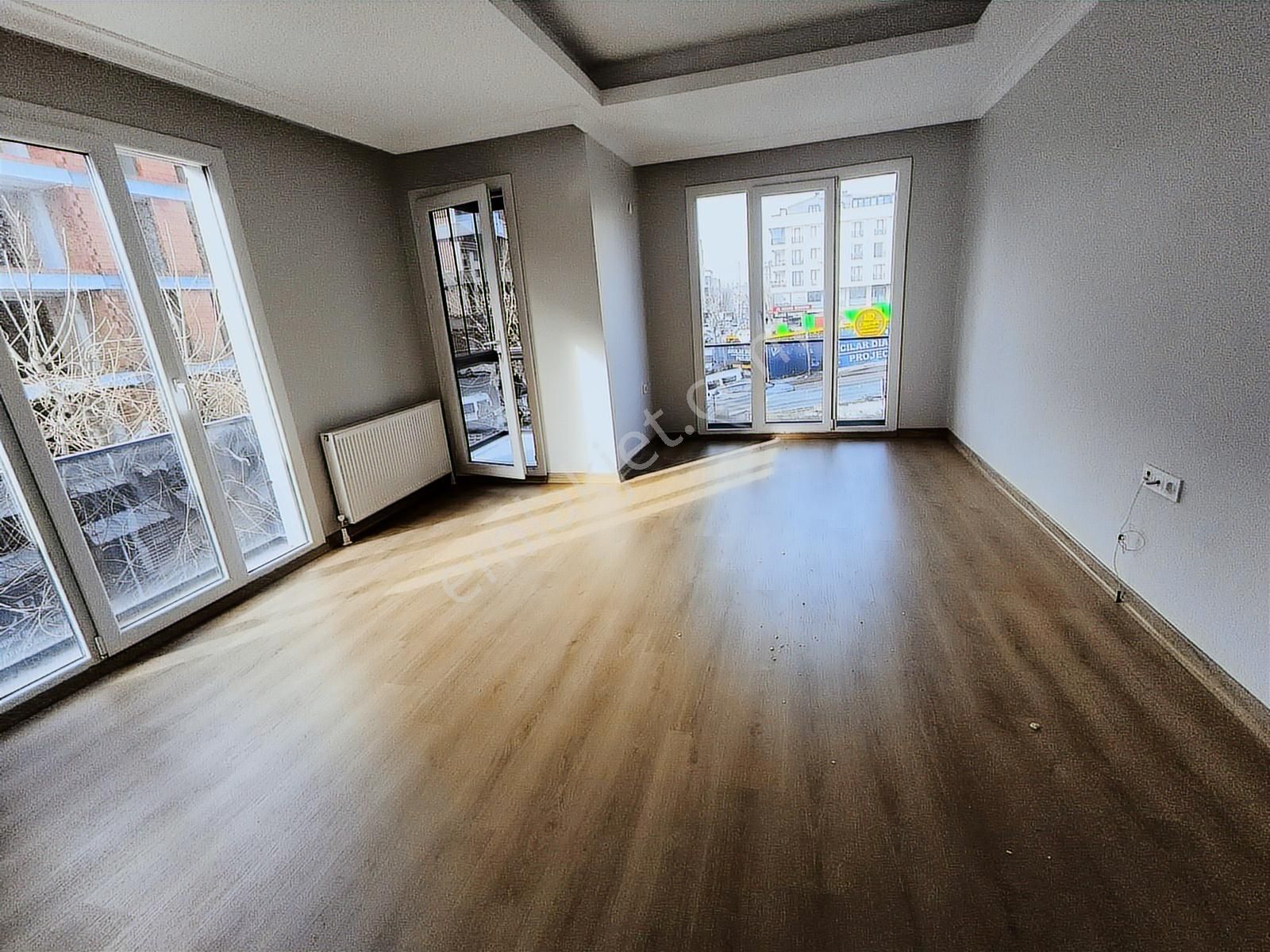 Avcılar Merkezde Ç.şamba Pazarında 100 M2 2+1 İkinci Kat Asansör - Görsel 4