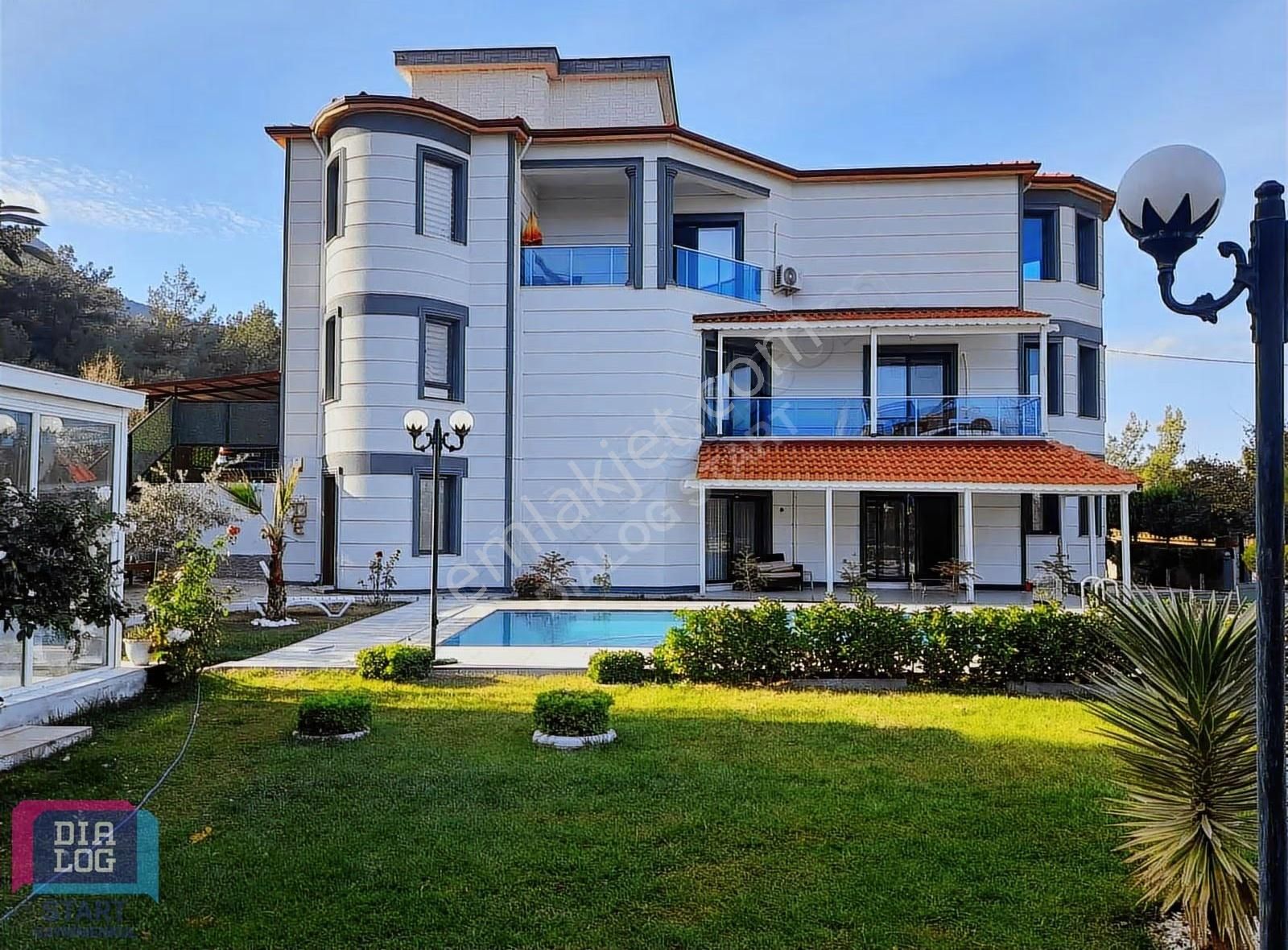 Kemalpaşa Çiniliköy Muhteşem 8+1 Lüx Villa - Görsel 16