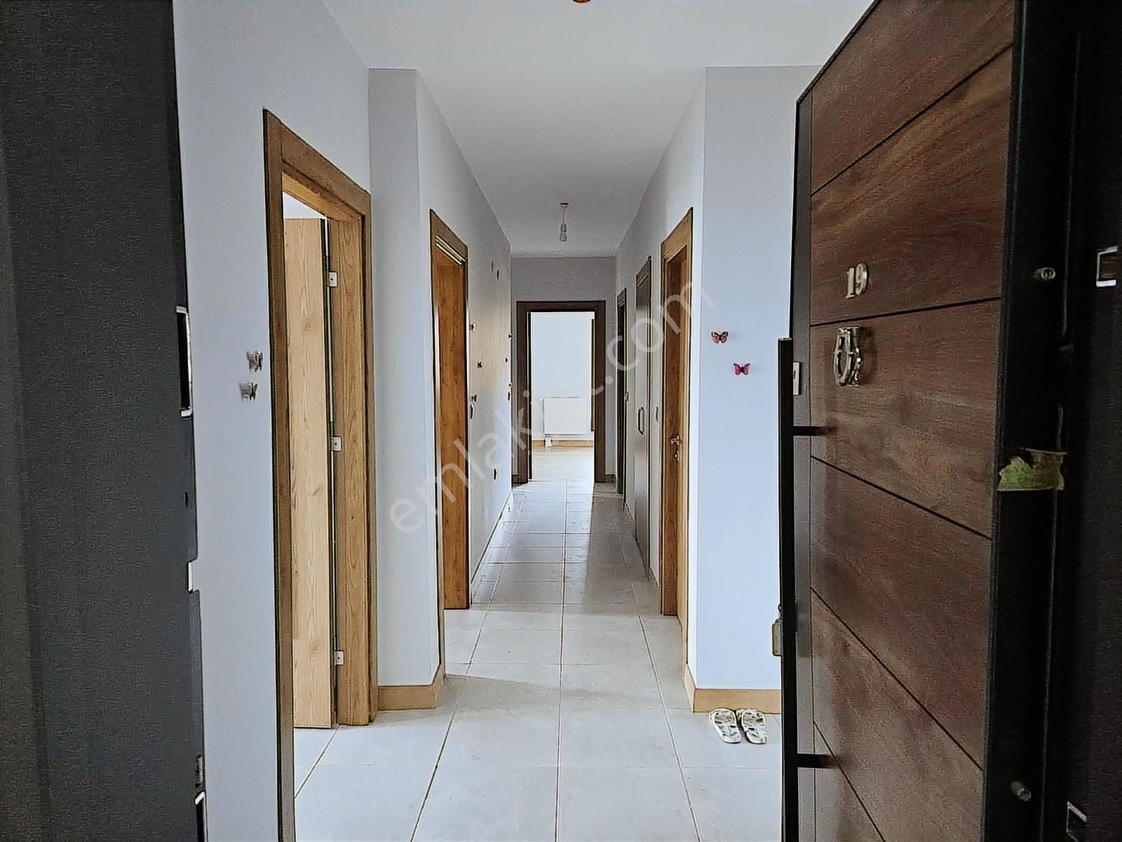 Kapanmaz Konya Manzarası Ve Güneydoğu Cephe 2+1 - Görsel 13