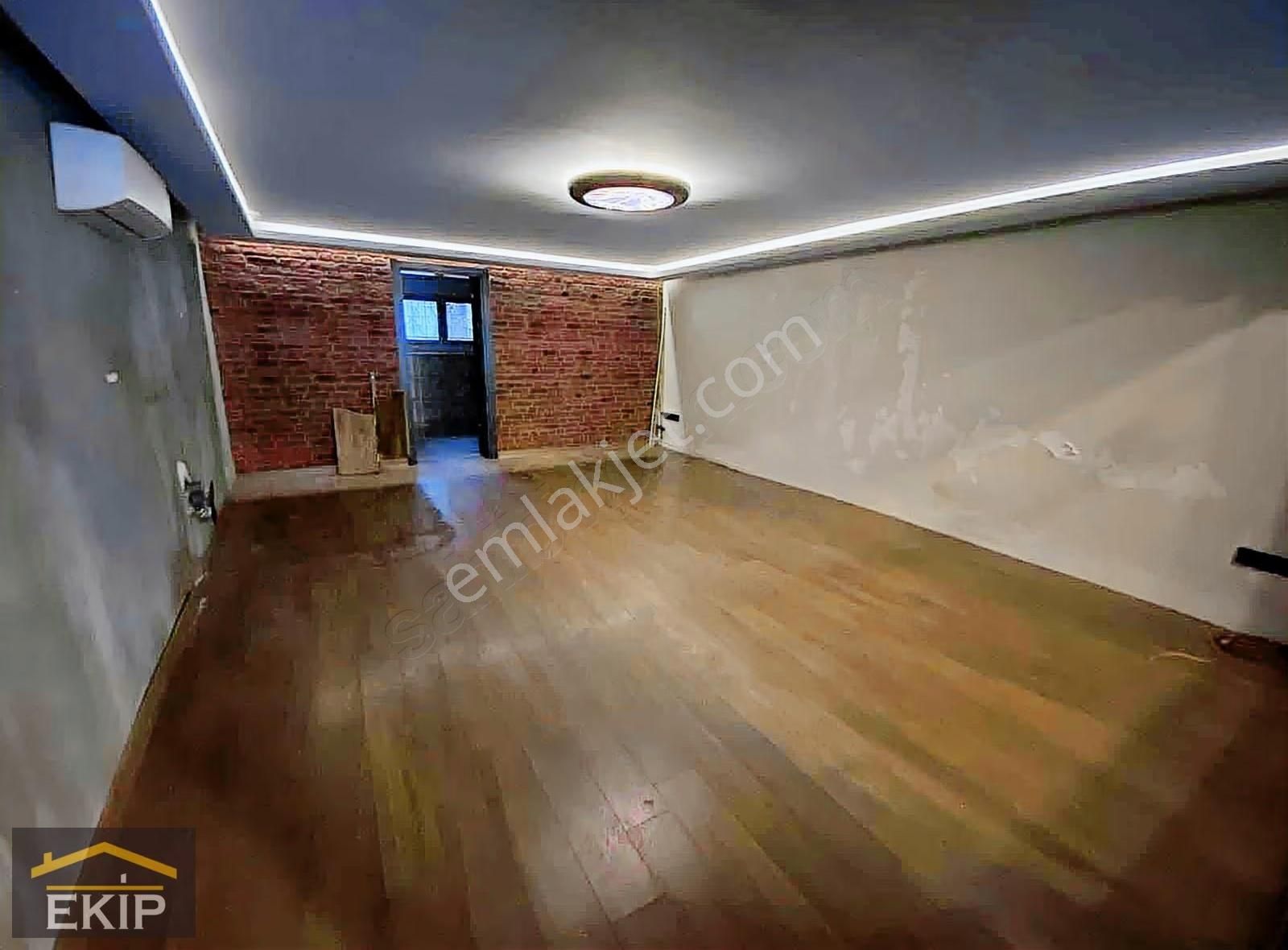 Göztepe Münibüs Caddesi Üzerinde Bahçe Kullanımlı 400m2 İş Yeri - Görsel 3