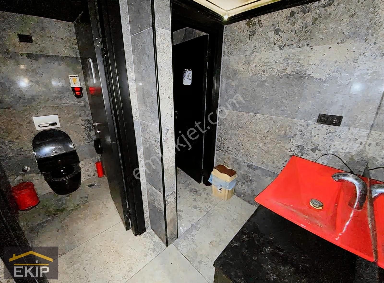 Göztepe Münibüs Caddesi Üzerinde Bahçe Kullanımlı 400m2 İş Yeri - Görsel 20