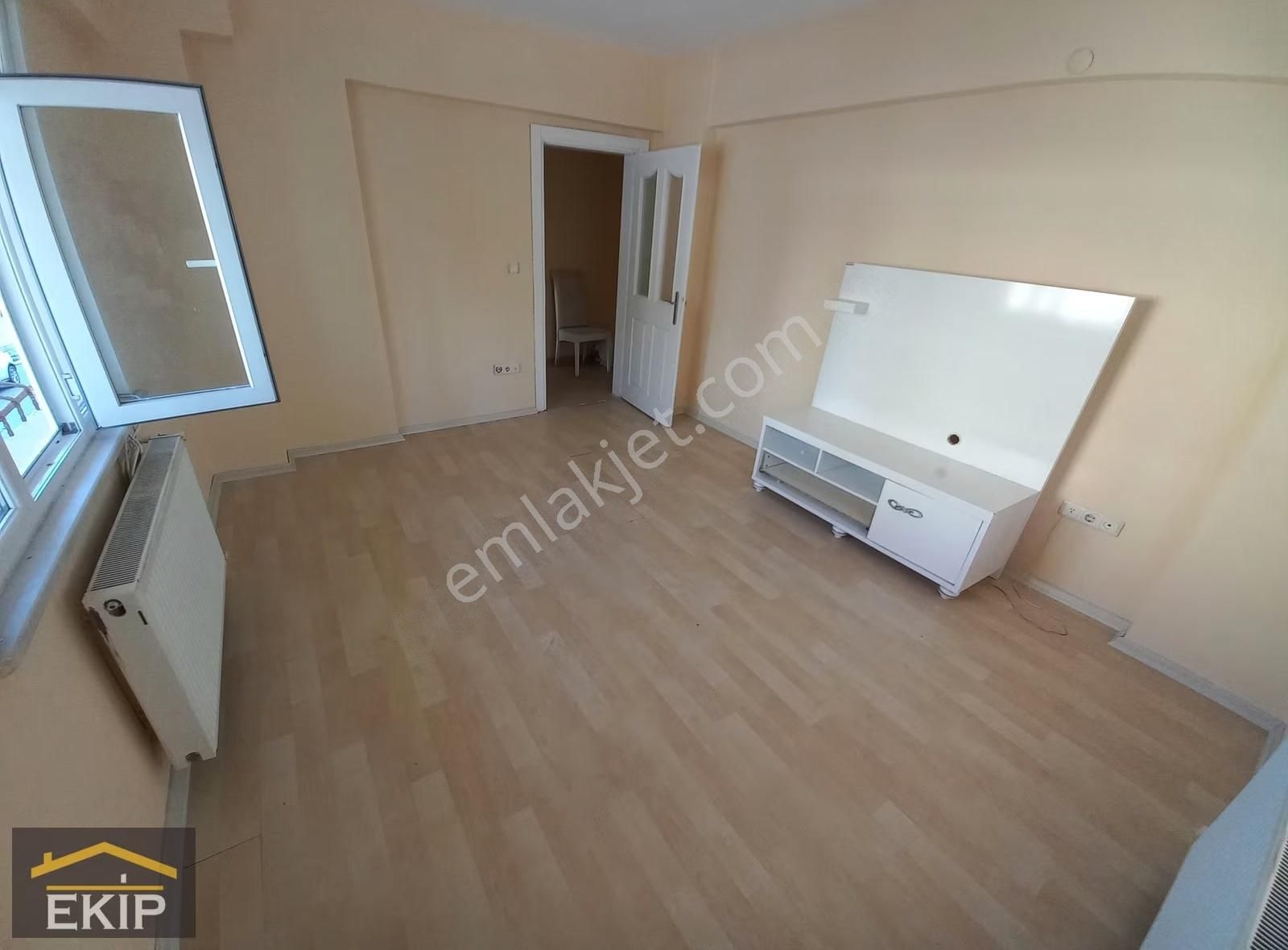 Kaynarca Abdi İpekçi Caddesinde 2+1 Masrafsız Kiralık - Görsel 6