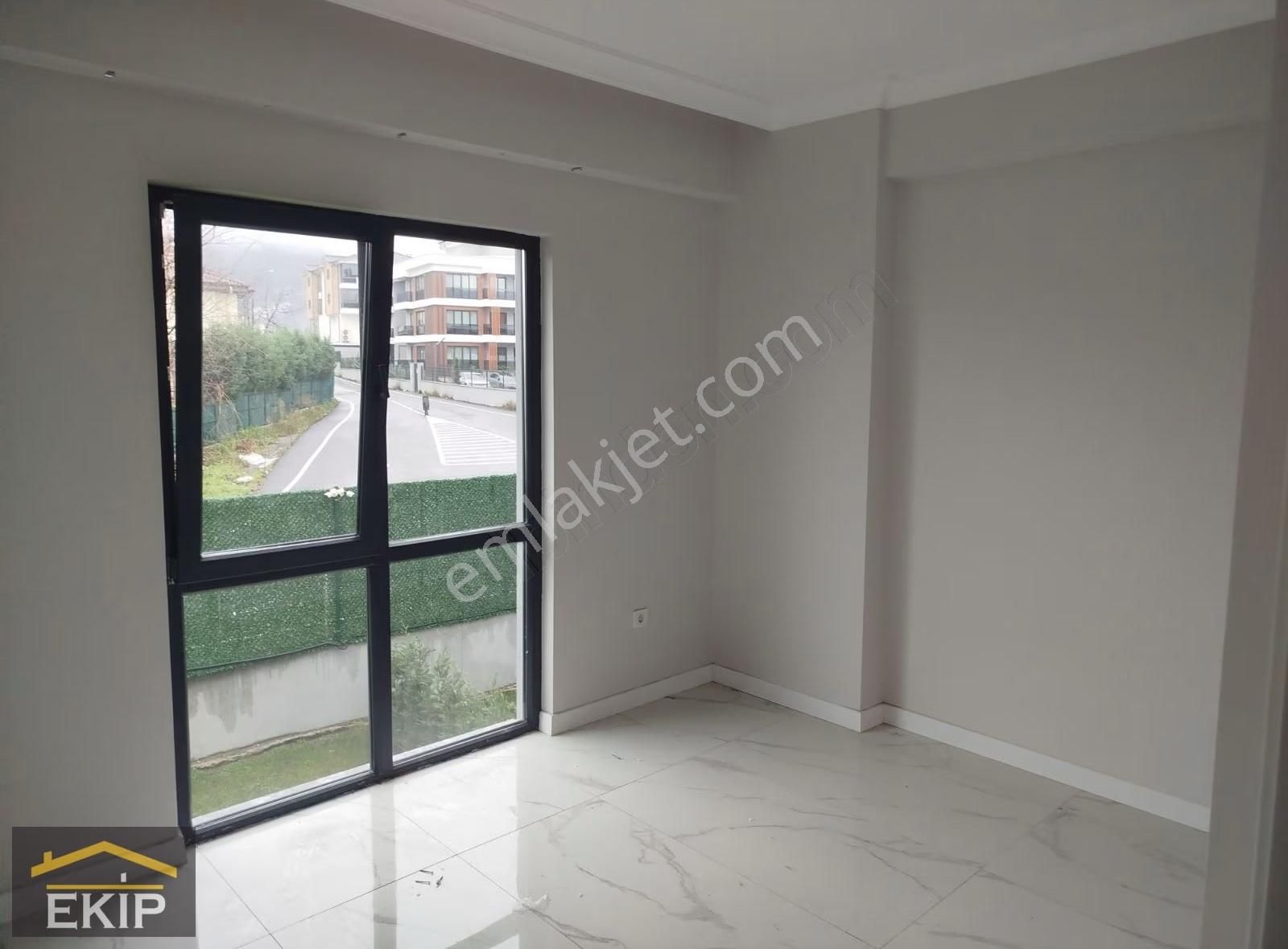 Sapanca Sönmez Konaklarin Da Ara Kat Balkonlu Büyük 3+1 - Görsel 23