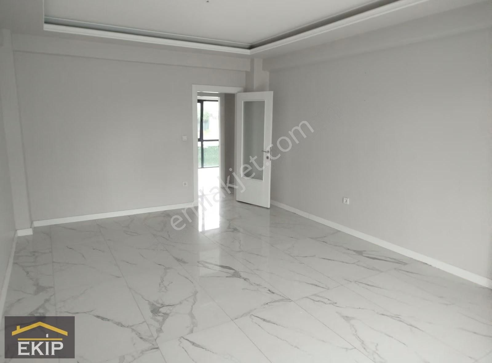 Sapanca Sönmez Konaklarin Da Ara Kat Balkonlu Büyük 3+1 - Görsel 9