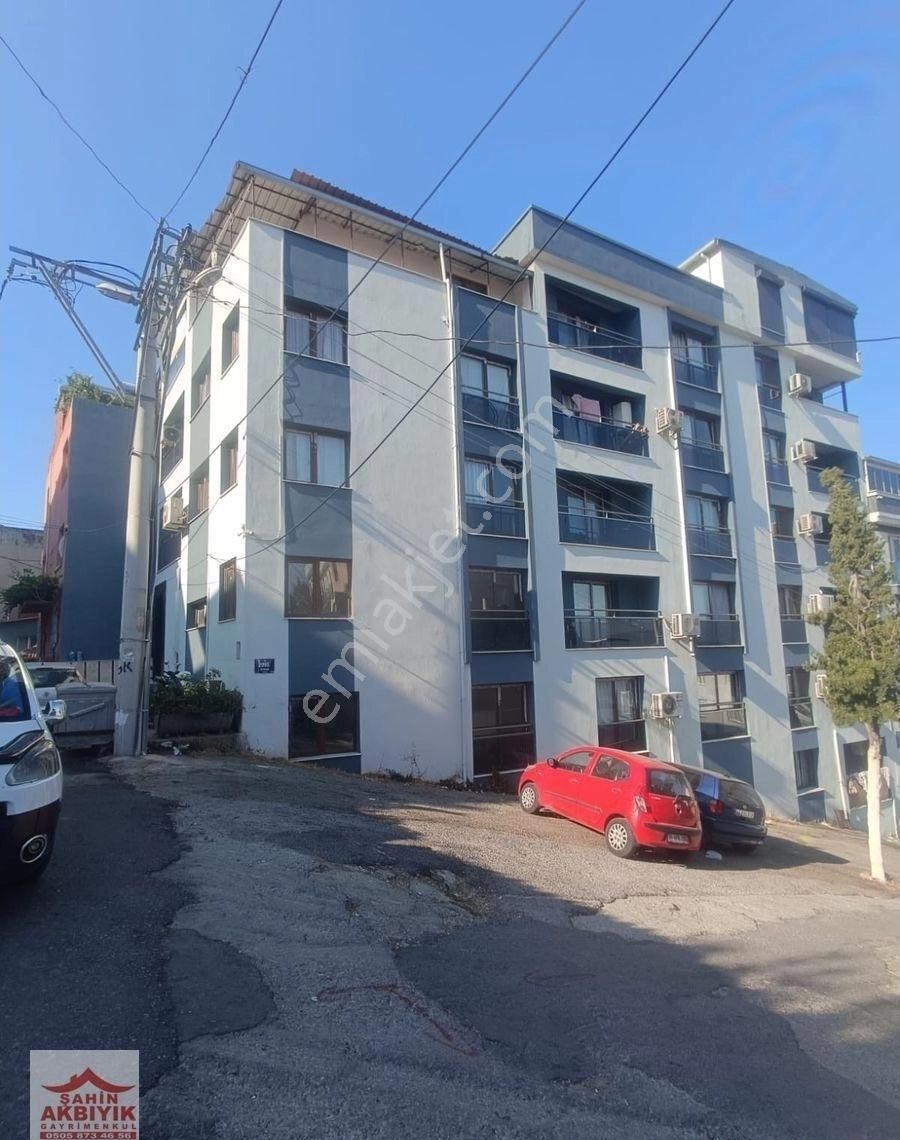 Bayraklı Şehir Hastanesi Yakını 3+1 Eşyalı - Görsel 2