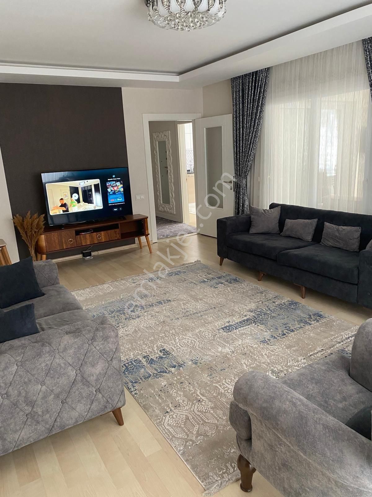 Beykent Den Mustafa Kemal De Site İçinde Satılık Daire