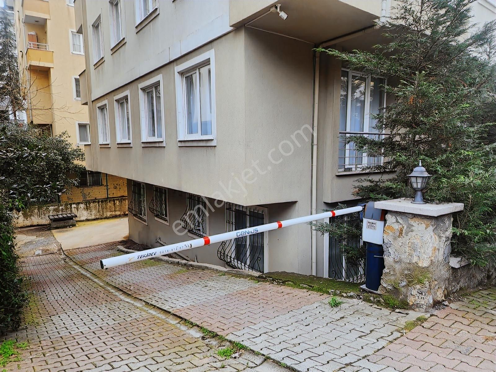 Site Mahallesin De Ferah Kullanışlı Ankastreli Kiralık 2+1 - Görsel 6