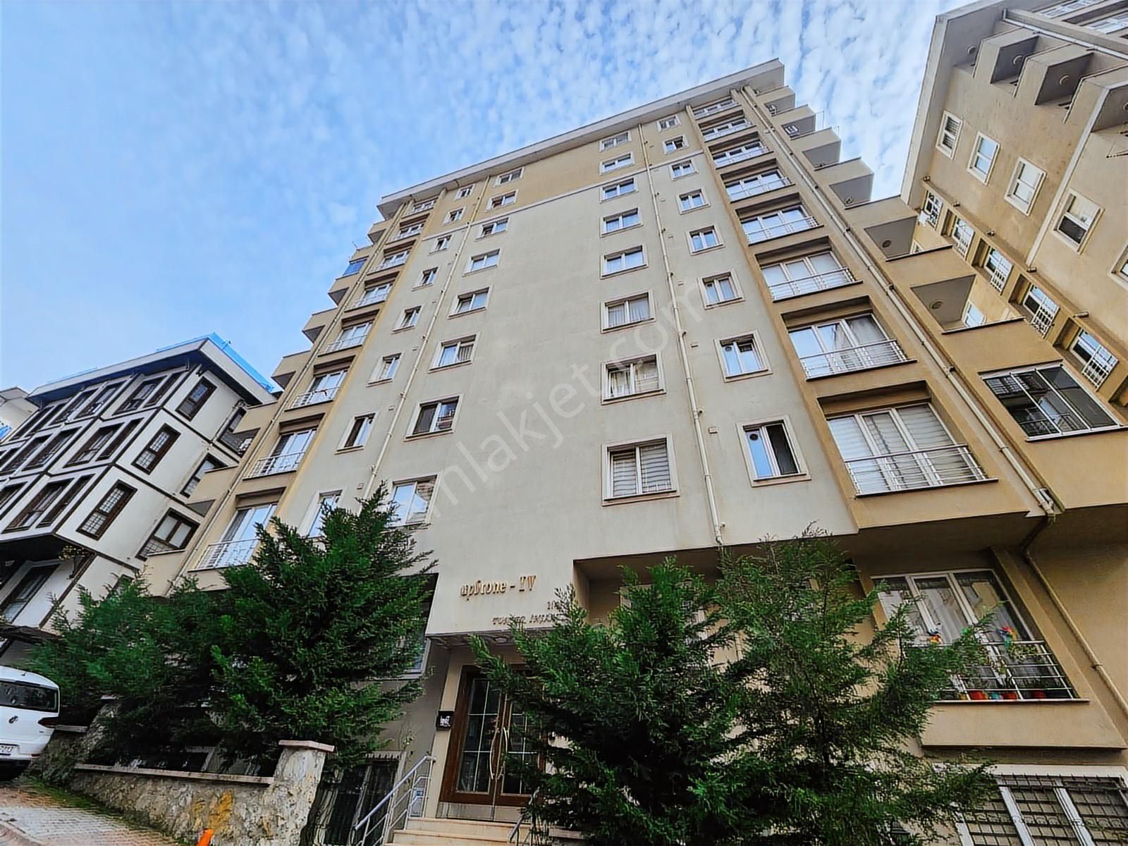 Site Mahallesin De Ferah Kullanışlı Ankastreli Kiralık 2+1 - Görsel 16