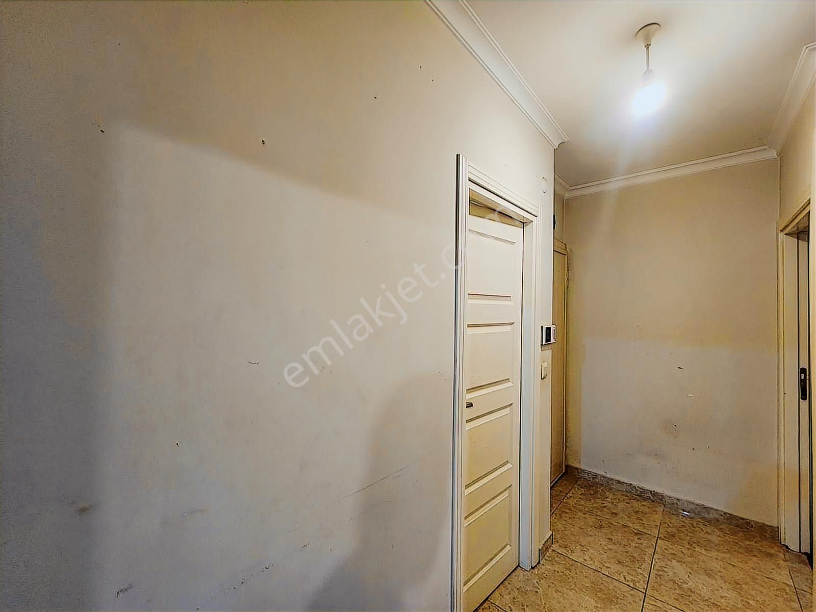 Site Mahallesin De Ferah Kullanışlı Ankastreli Kiralık 2+1 - Görsel 12