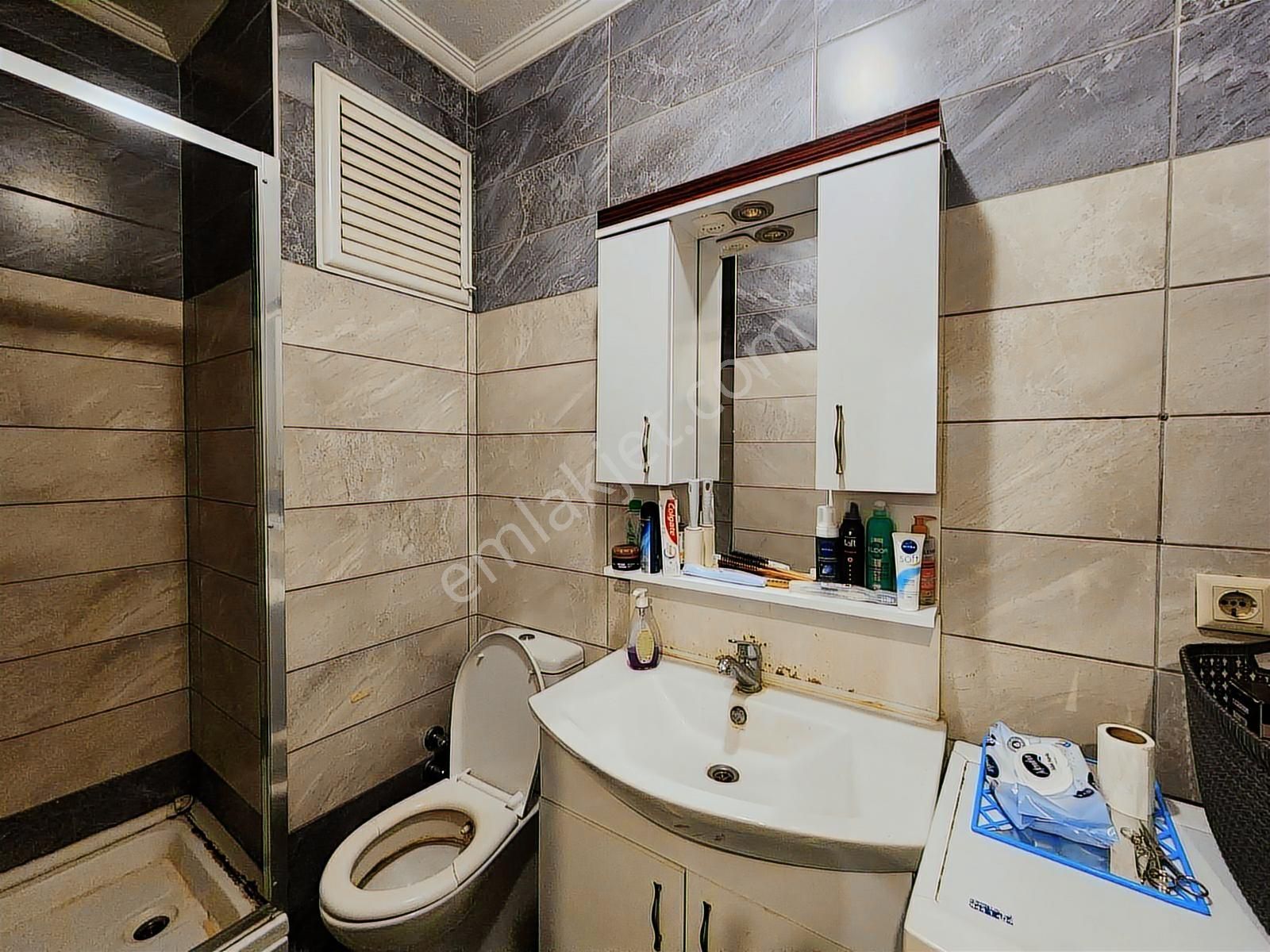 Site Mahallesin De Ferah Kullanışlı Ankastreli Kiralık 2+1 - Görsel 8