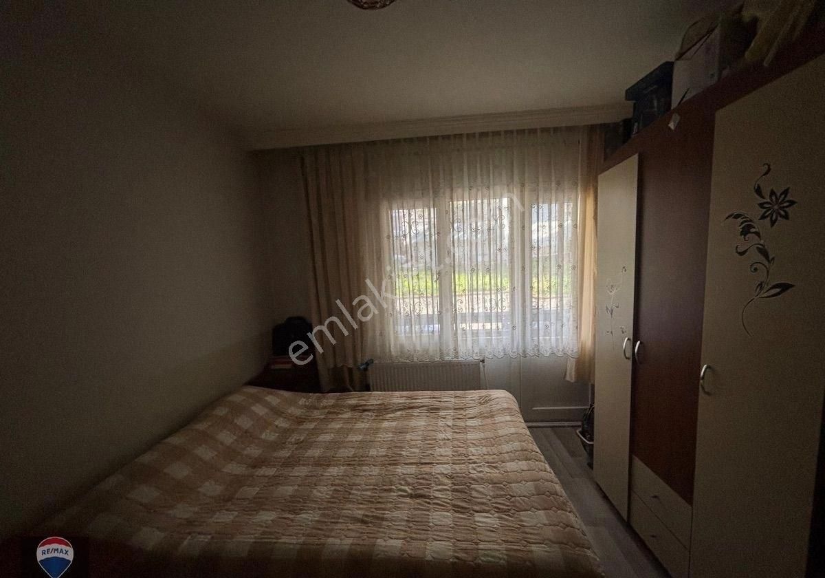 Kuşadası Ege Mahallesi Satılık 3+1 Ferah Daire - Görsel 2