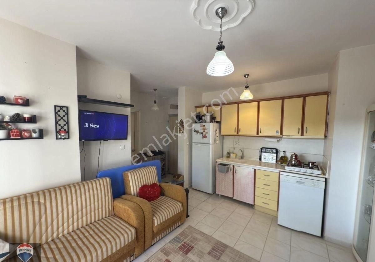 Karaova Öncü Sitesinde Plaj Ve Avm Yakını Satılık 1+1 Daire - Görsel 13