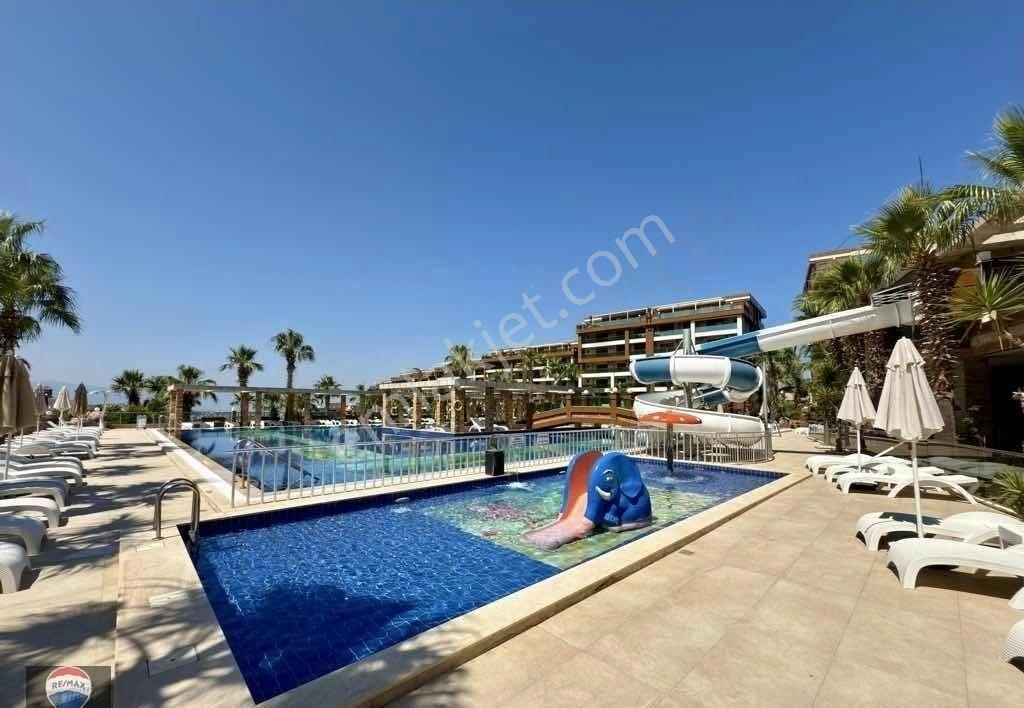 Kuşadası Trend Royal 2’de Prestijli Sitede Bahçe Katı 2+1 Konforlu Daire - Görsel 30