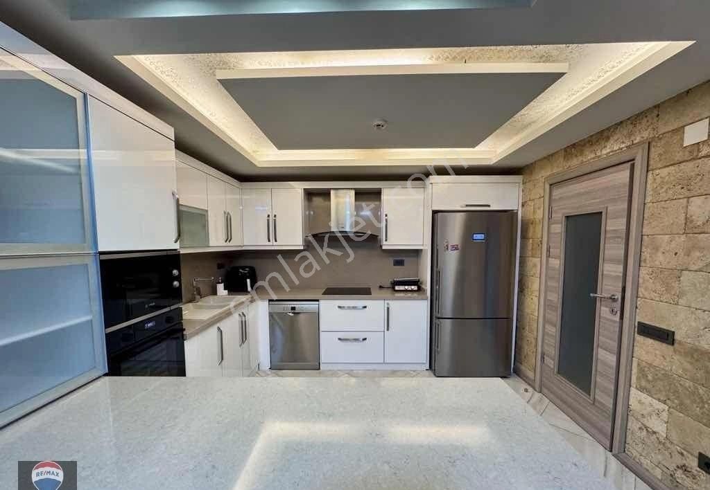 Kuşadası Trend Royal 2’de Prestijli Sitede Bahçe Katı 2+1 Konforlu Daire - Görsel 23