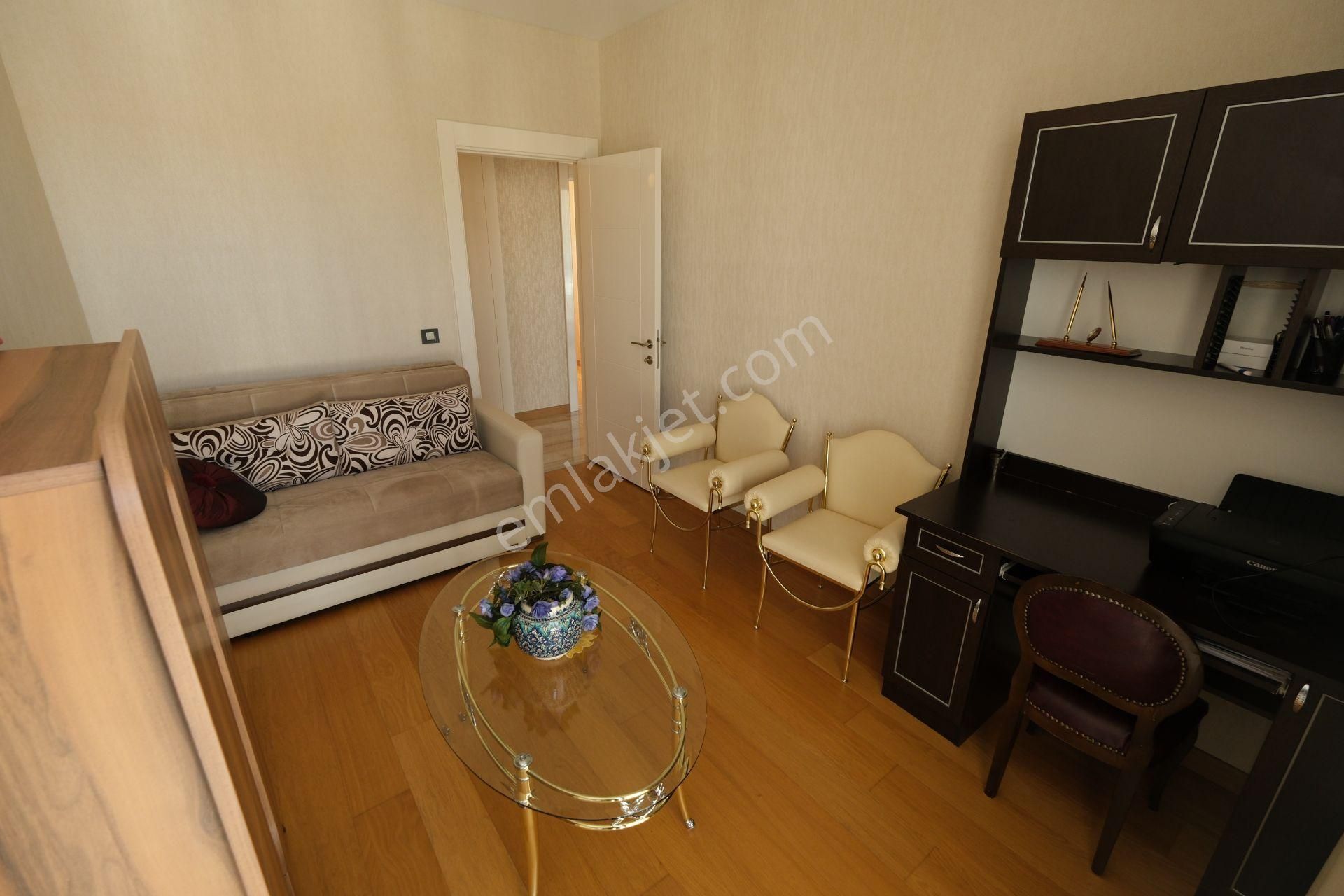 Park Caddesi Vivendi Sitesi Katta Tek 4+1 Satılık Daire - Görsel 6