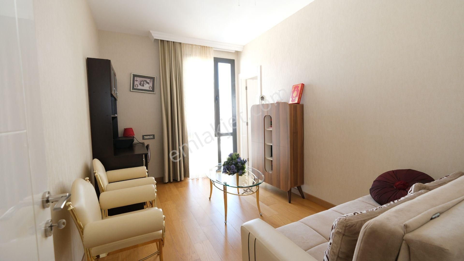 Park Caddesi Vivendi Sitesi Katta Tek 4+1 Satılık Daire - Görsel 10