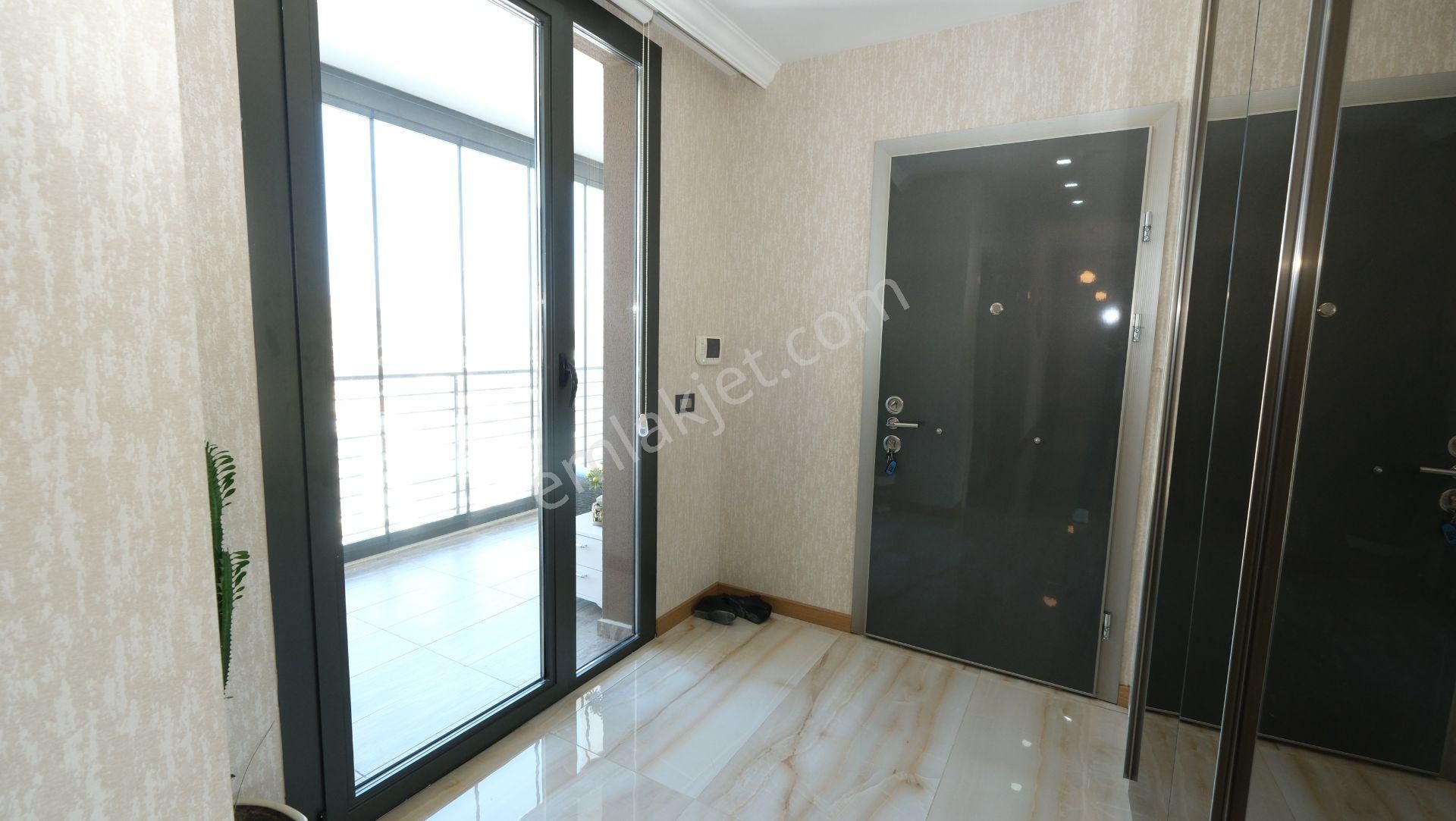 Park Caddesi Vivendi Sitesi Katta Tek 4+1 Satılık Daire - Görsel 18