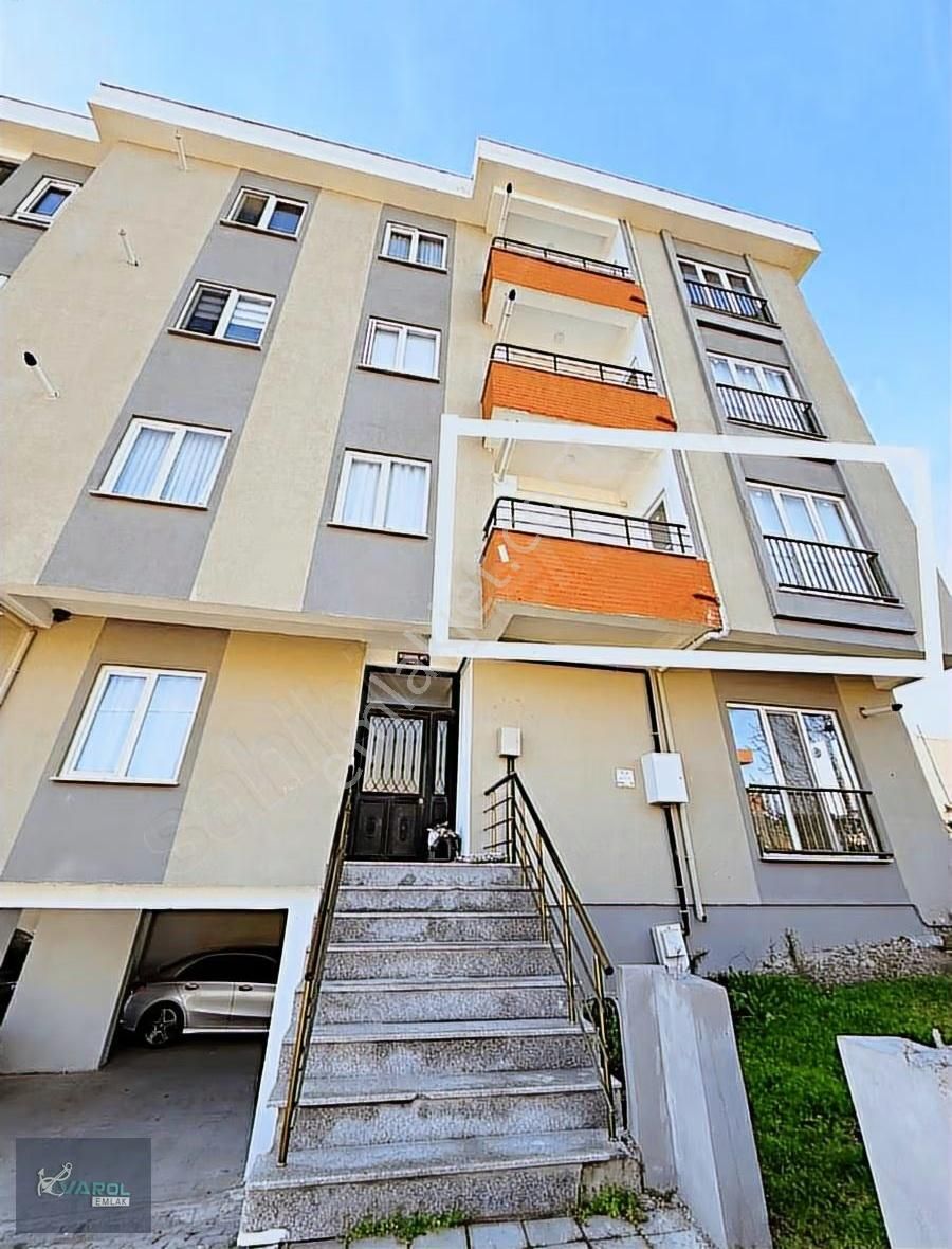 Ayvacık Merkez'de Ara Kat Balkonlu 1+1 Daire - Görsel 2