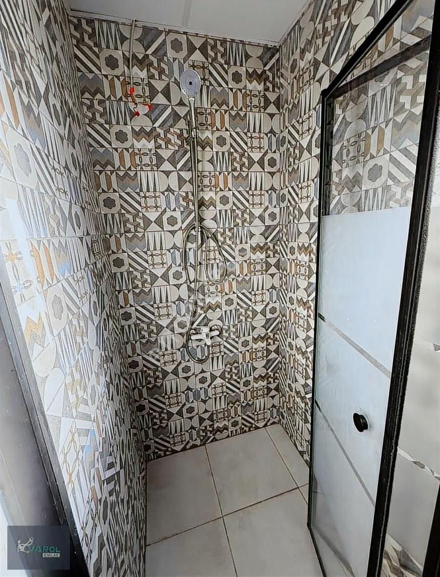 Ayvacık Merkez'de Ara Kat Balkonlu 1+1 Daire - Görsel 24