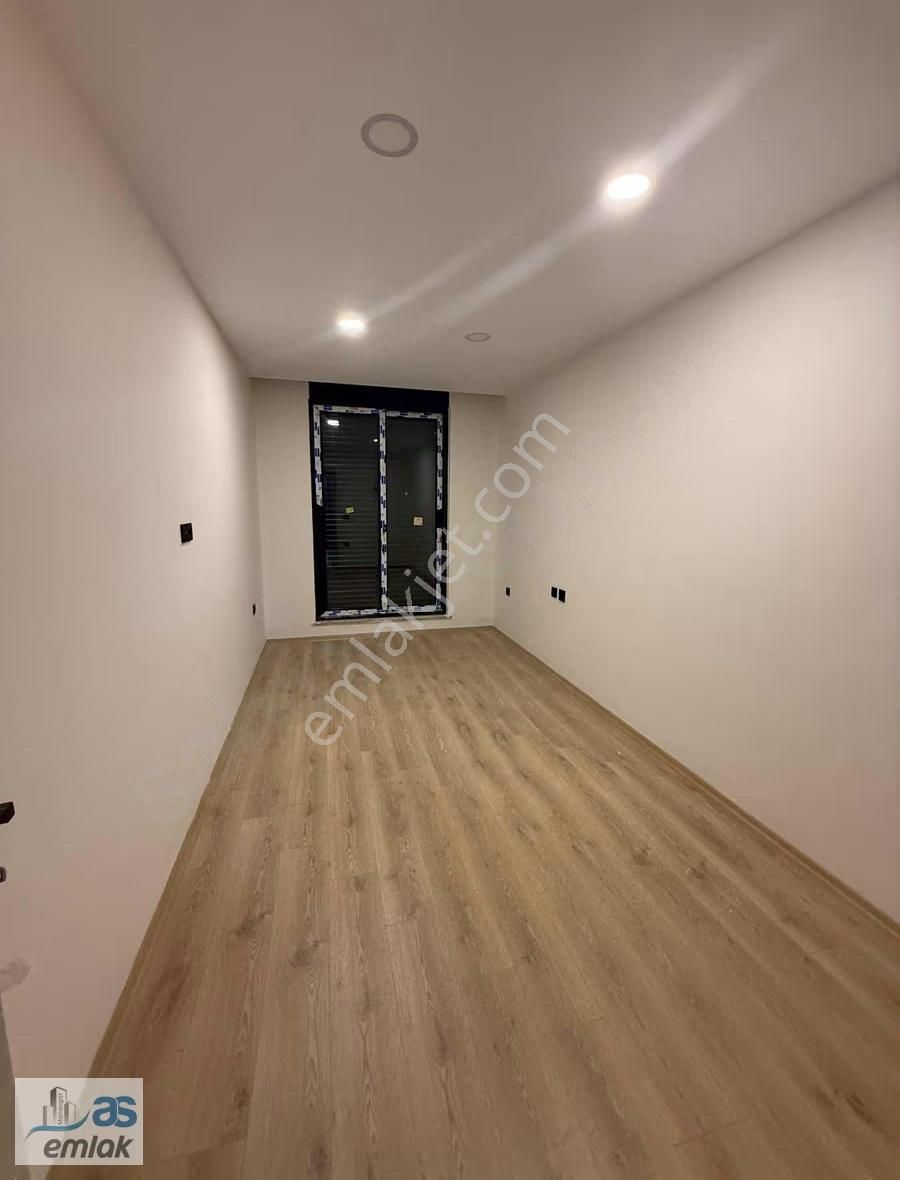 Manavgat Bahçelievler Mah.güney Ve Doğucepheli Satılık 4+1 Daire