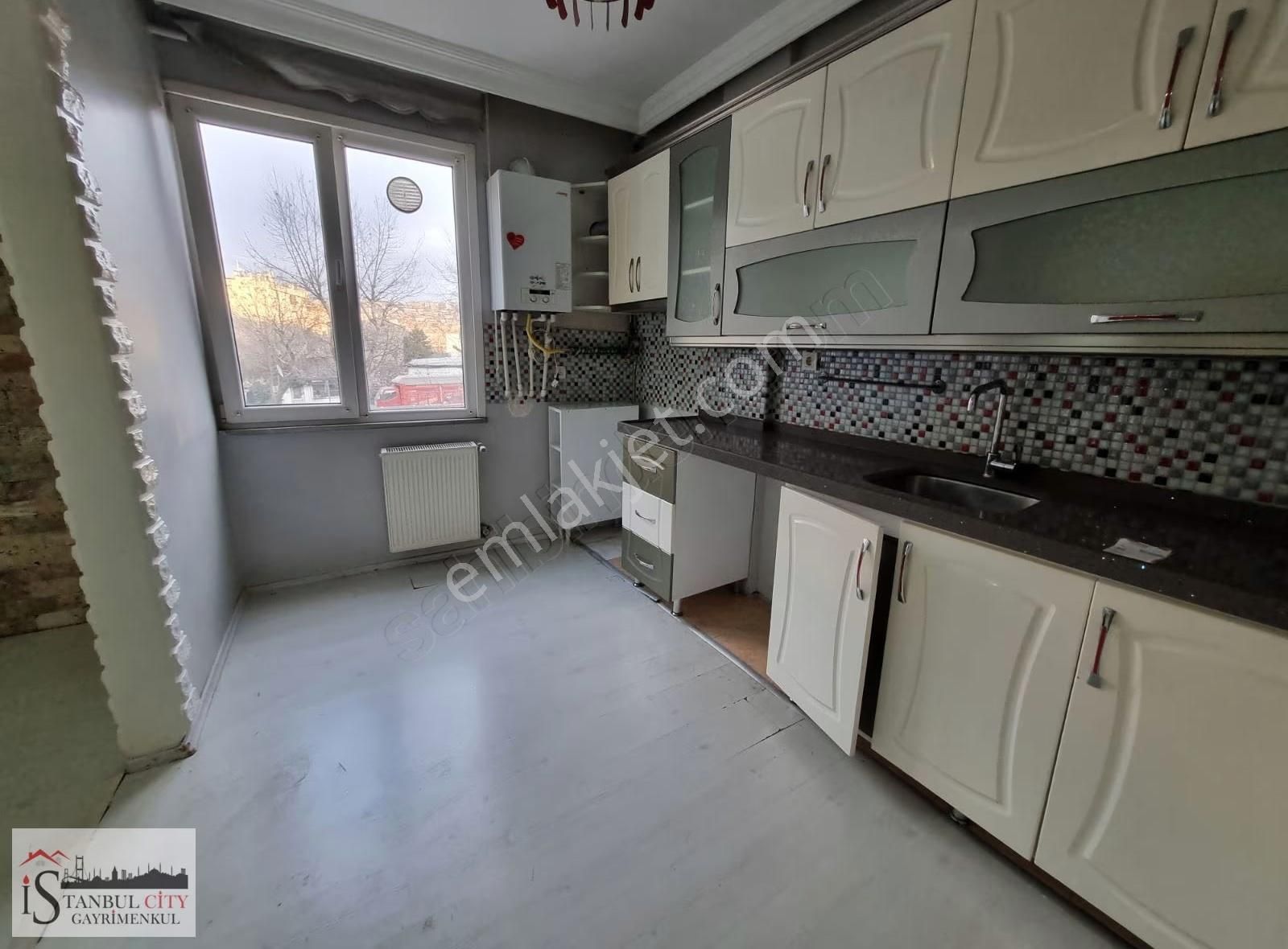 Kirazlı Metroya Yakın Ara Kat 2+1 Kiralık Daire - Görsel 9