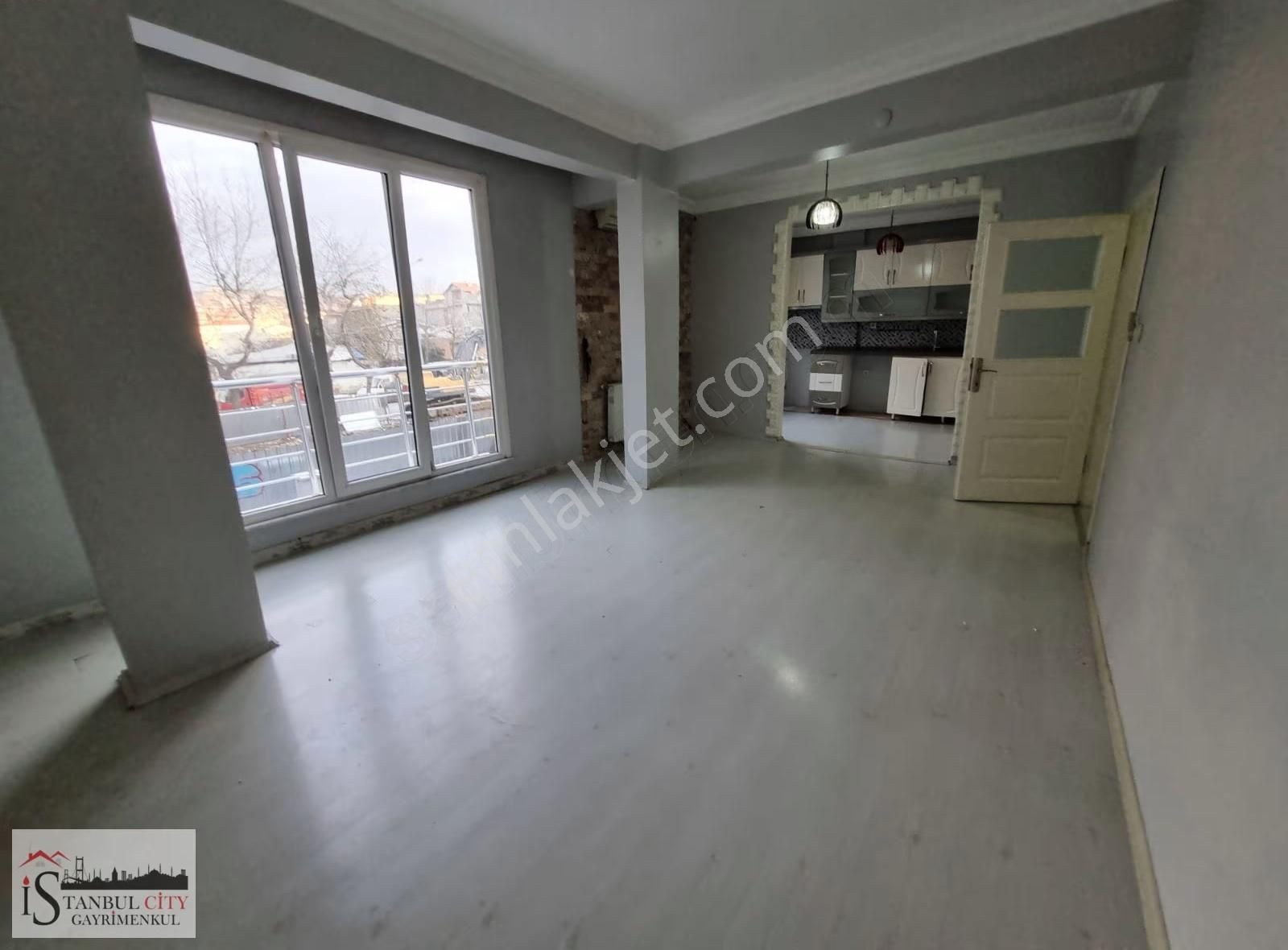 Kirazlı Metroya Yakın Ara Kat 2+1 Kiralık Daire - Görsel 17
