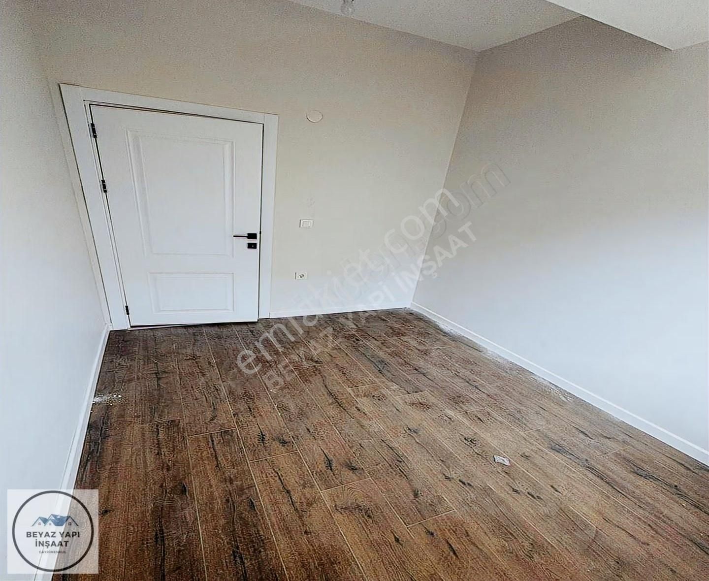 Beyaz Yapı'dan Yaşaroğlu Park Evlerde Aileye Uygun 2+1 Kiralık ! - Görsel 15