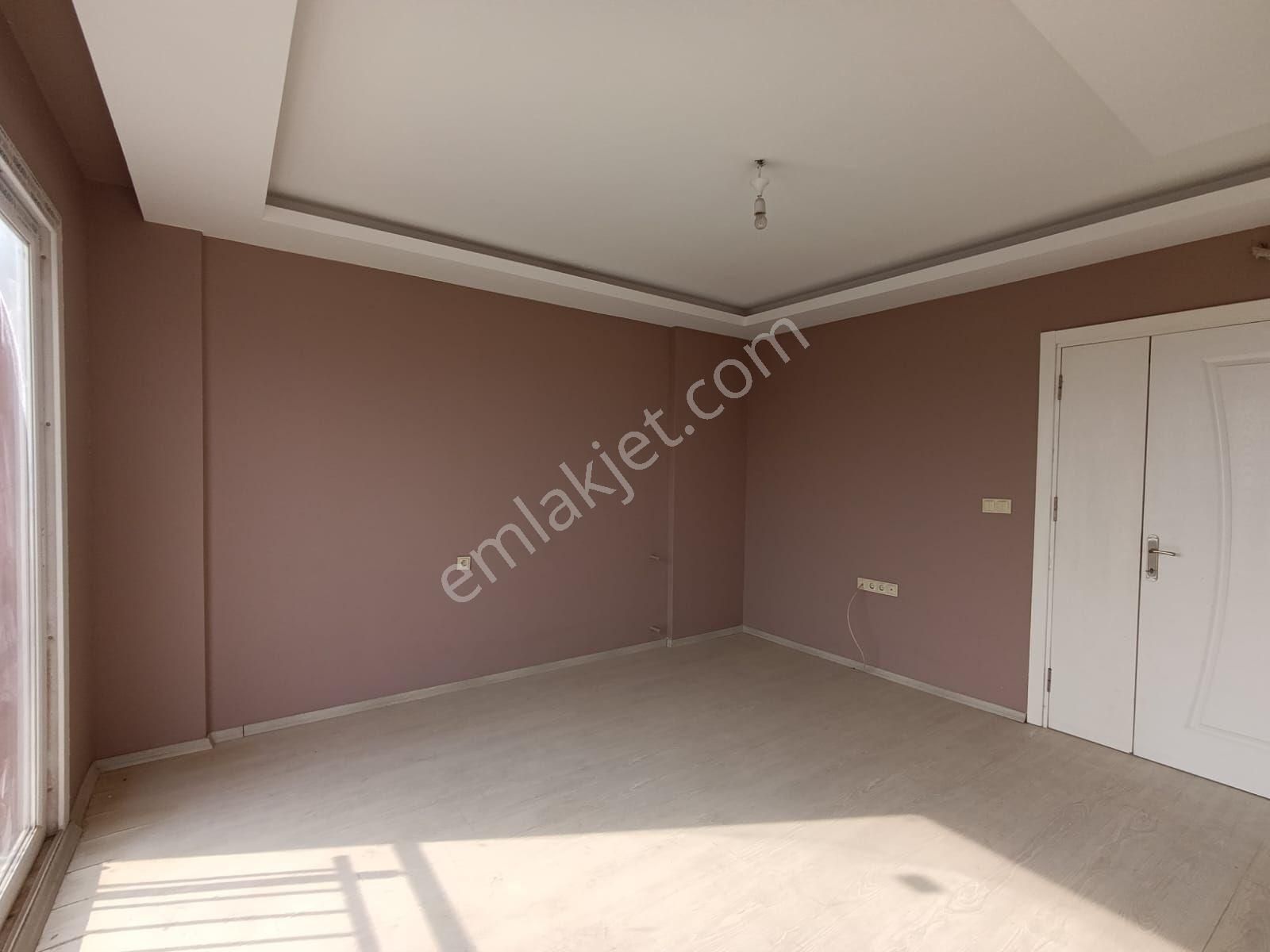 Çınarlı Mahallesinde 2+1 Geniş Kiralık Daire - Görsel 23