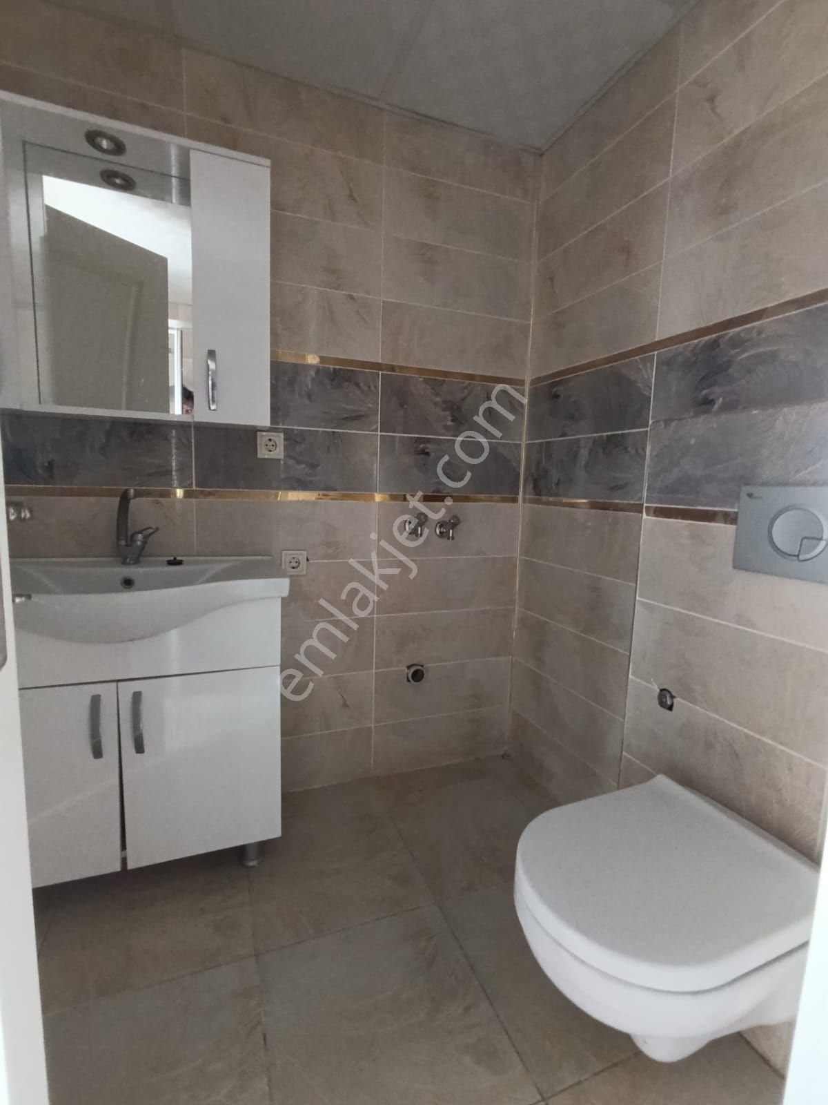 Çınarlı Mahallesinde 2+1 Geniş Kiralık Daire - Görsel 18