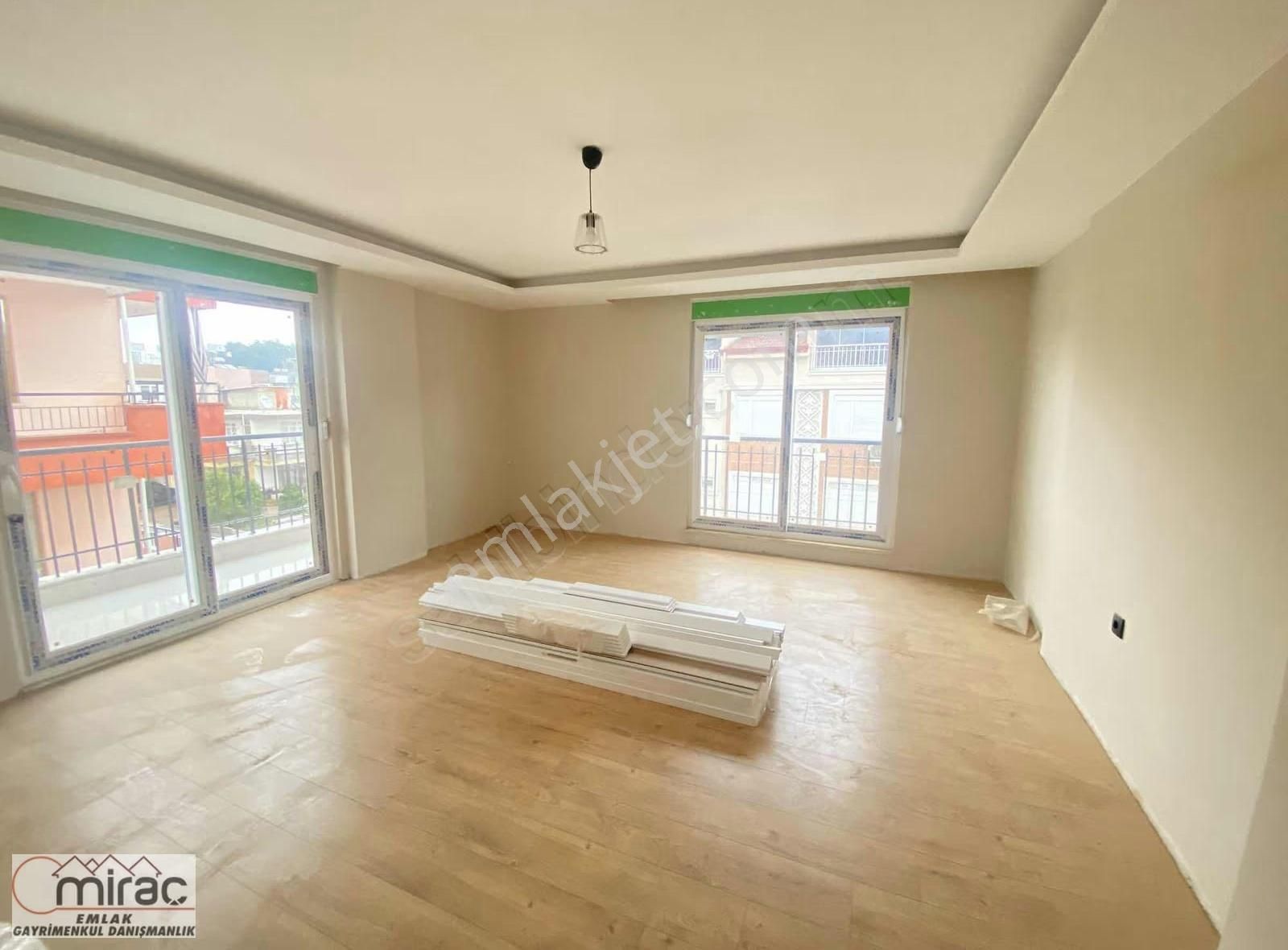 Çağlayan Mahallesinde 4+1 Sıfır Dubleks Daire İsteyenlere