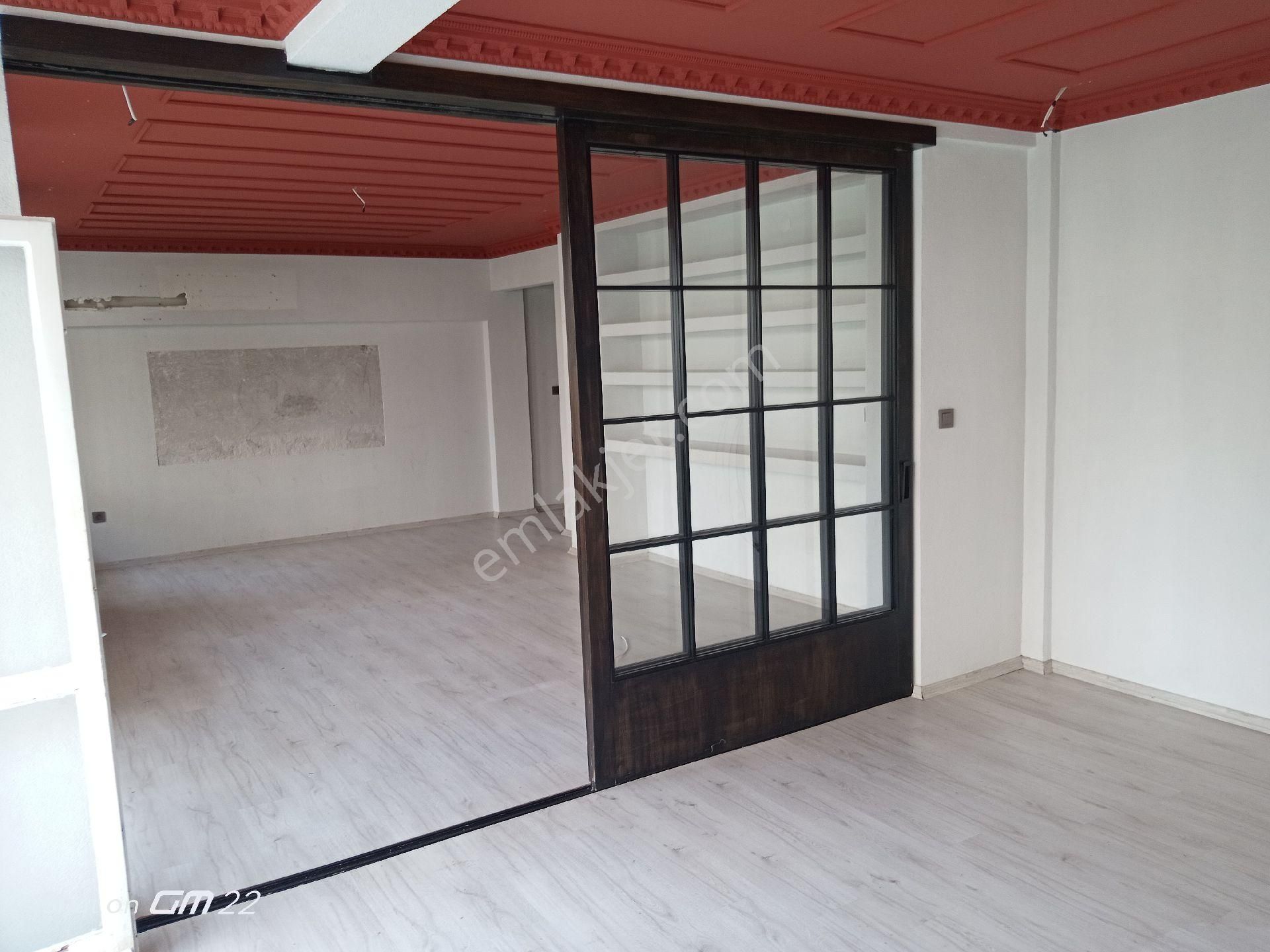 Sahilde İş Yerine Kiralik Deniz Manzaralı 3 + 1 - Görsel 7