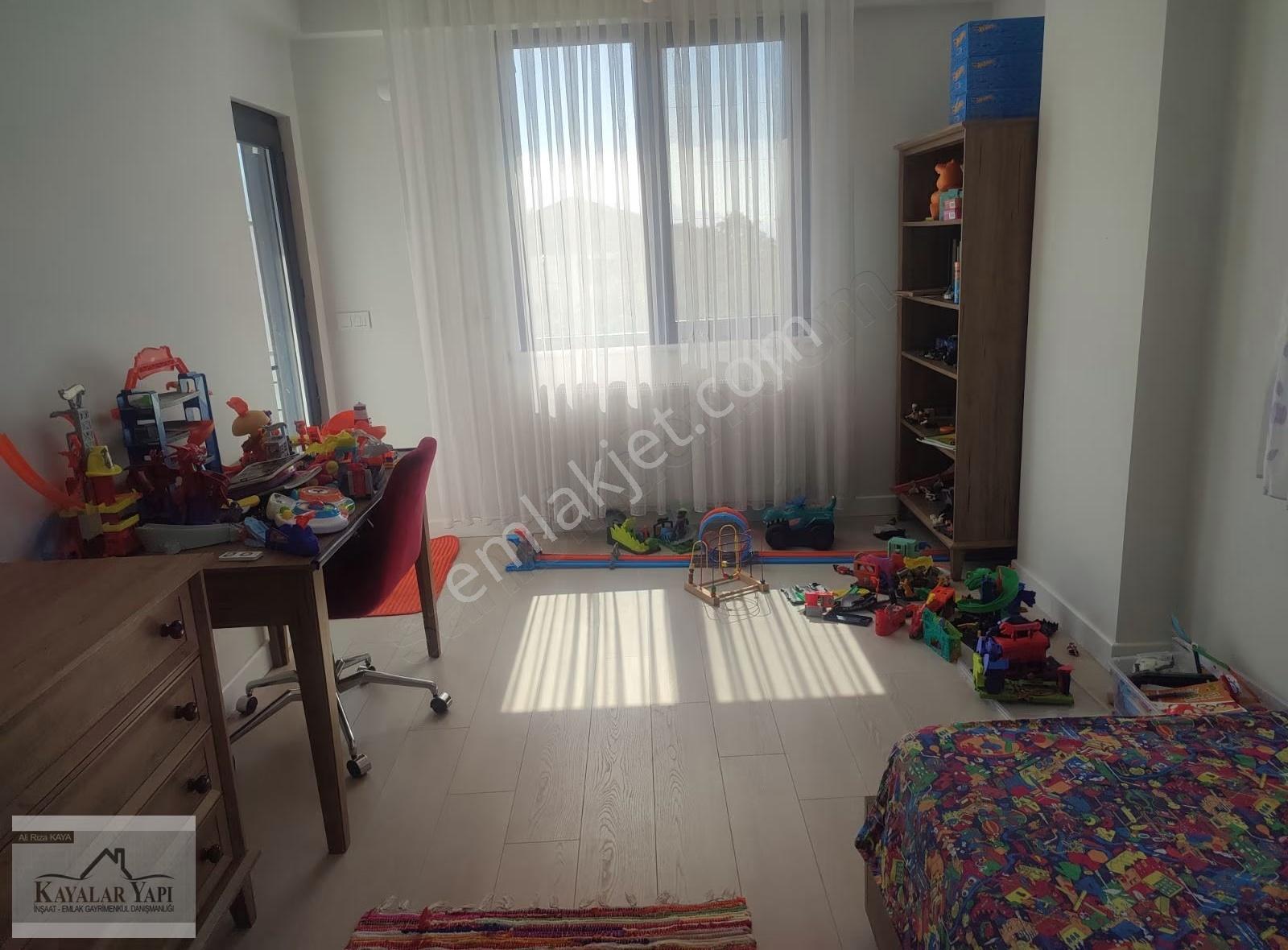 Esenköy De Satılık Lüks Villa (9+3) - Görsel 20
