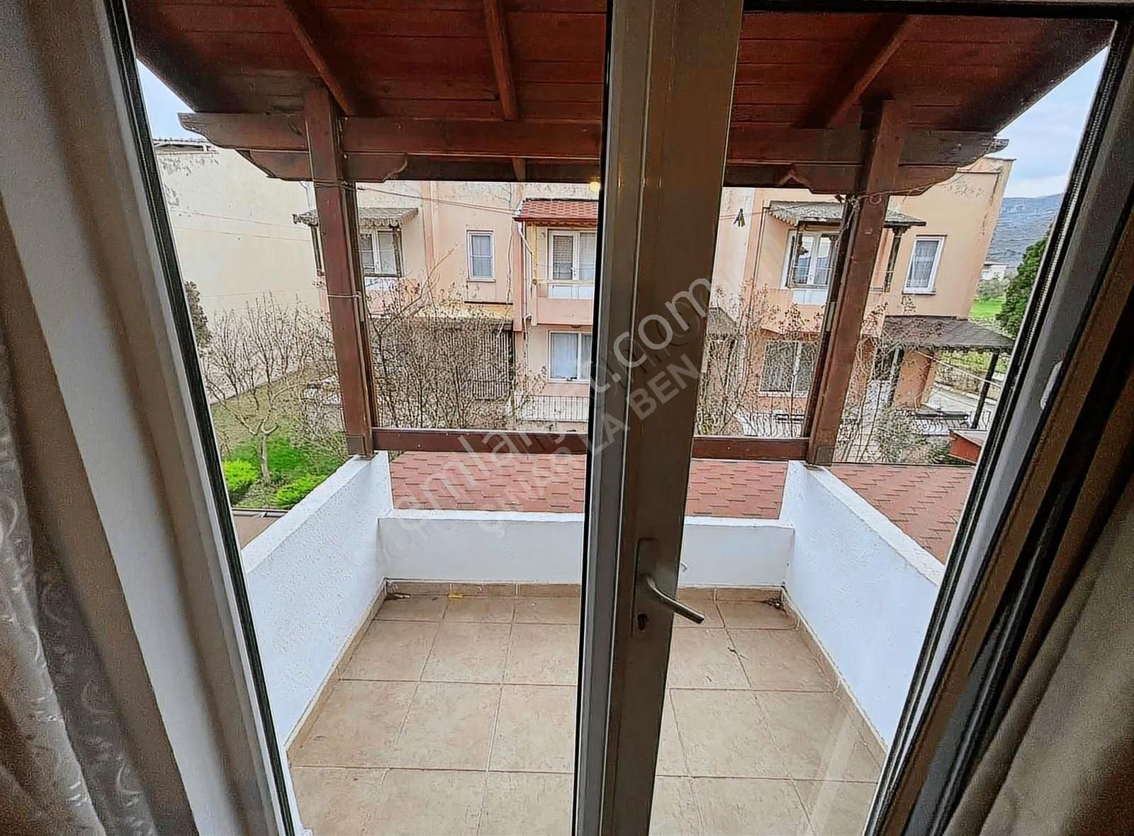 Umut Sitesinde Full Sosyal Donanımlı 4+2 Tripleks Satılık Villa - Görsel 14