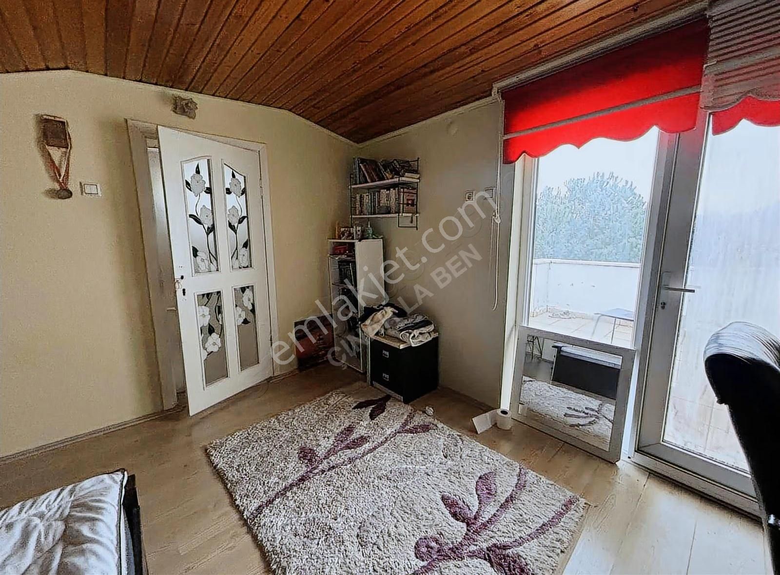 Umut Sitesinde Full Sosyal Donanımlı 4+2 Tripleks Satılık Villa - Görsel 20