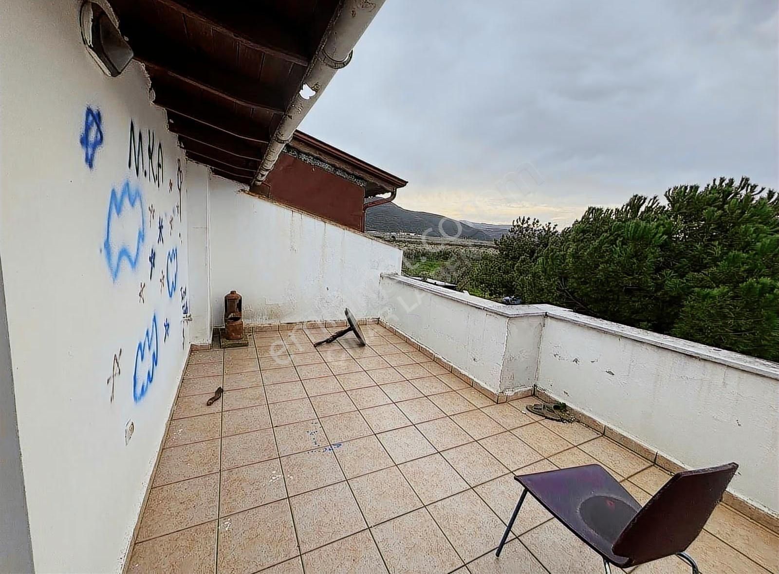 Umut Sitesinde Full Sosyal Donanımlı 4+2 Tripleks Satılık Villa - Görsel 9