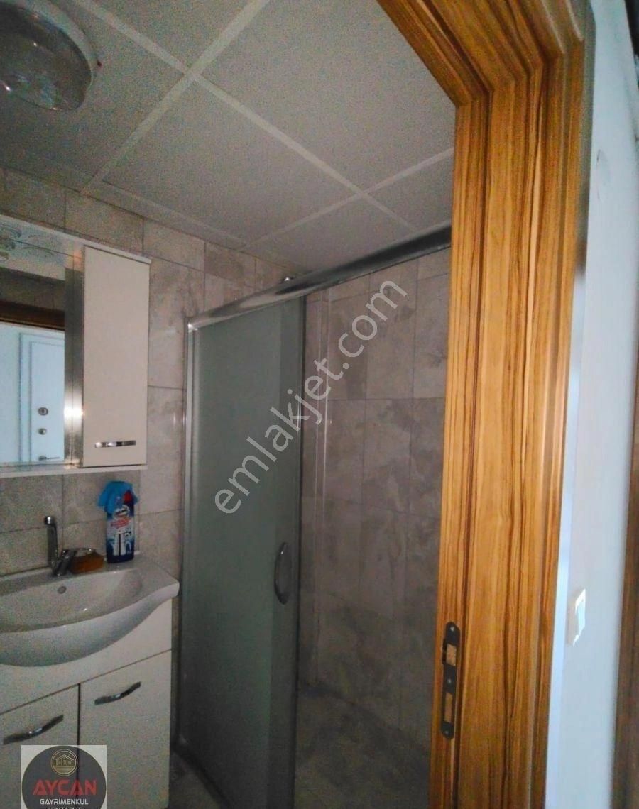 Aycan Gayrimenkulden Biga Cumhuriyet Mahallesinde 1+1 Kiralık Daire - Görsel 10