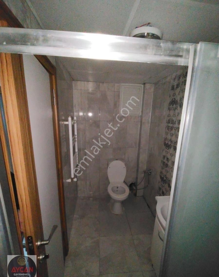 Aycan Gayrimenkulden Biga Cumhuriyet Mahallesinde 1+1 Kiralık Daire - Görsel 5
