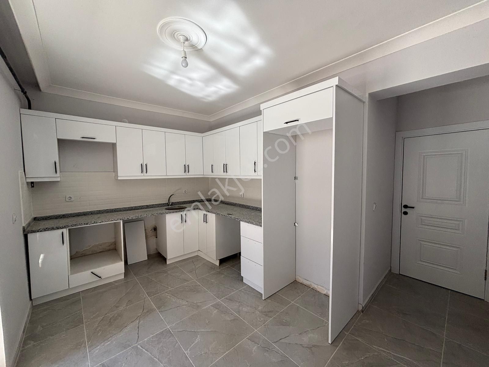 **eryıldız İnşa'tan**2.49 Faizle Sınırsız Kredi İmkanı**butik Site İçinde 130m2 Ultra Lüx 3+1 - Görsel 16