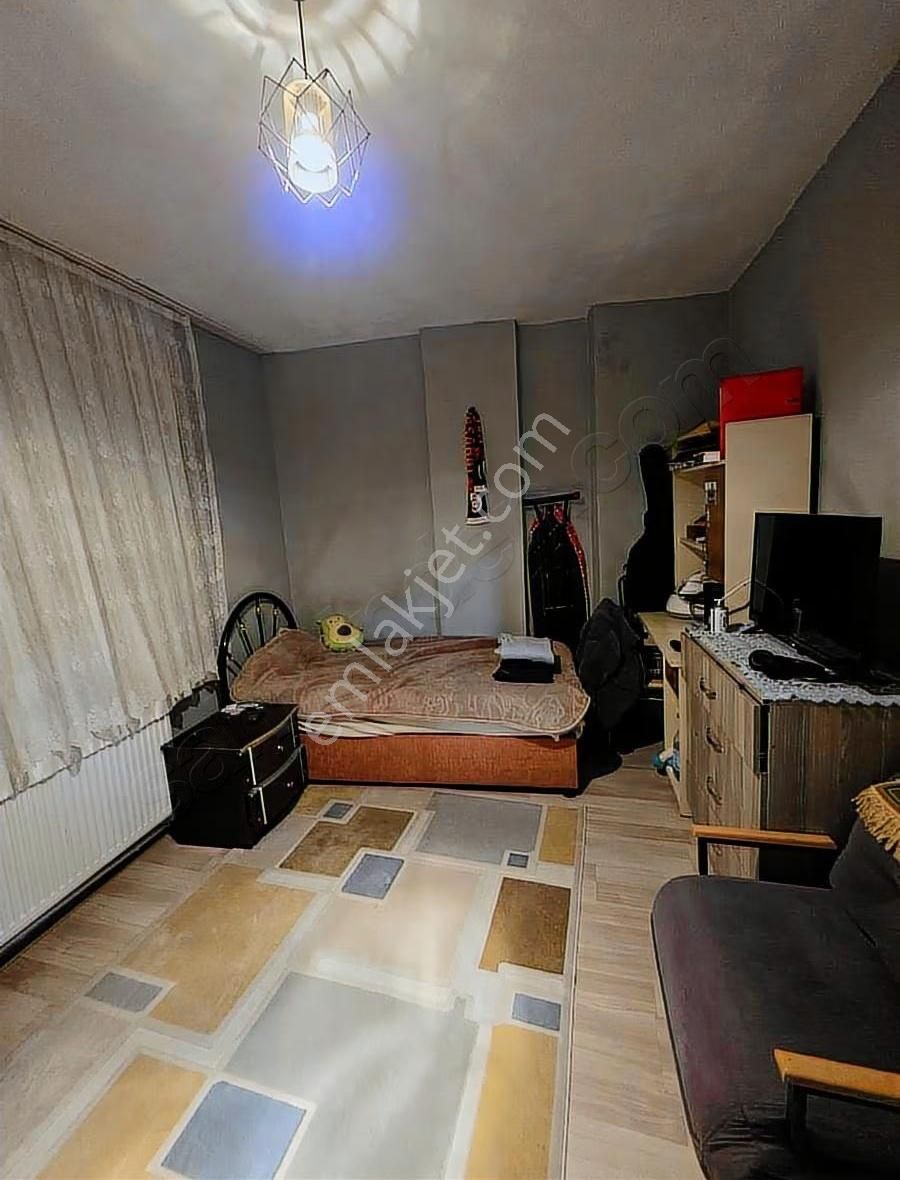 Bursa Emlak Alem-i Çarşı Merkezinde Arakat 2+1 90m2 Fırsat Daire - Görsel 15