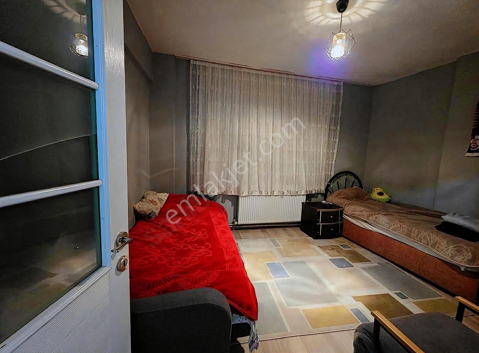 Bursa Emlak Alem-i Çarşı Merkezinde Arakat 2+1 90m2 Fırsat Daire - Görsel 13