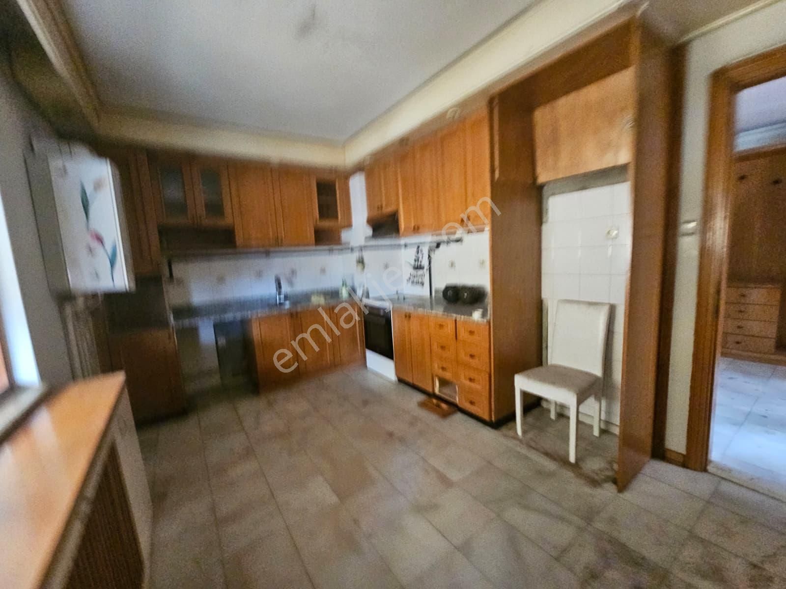 Myra Dan Saltak Caddesi Nde Satılık 4+1 Ara Kat Daire - Görsel 32