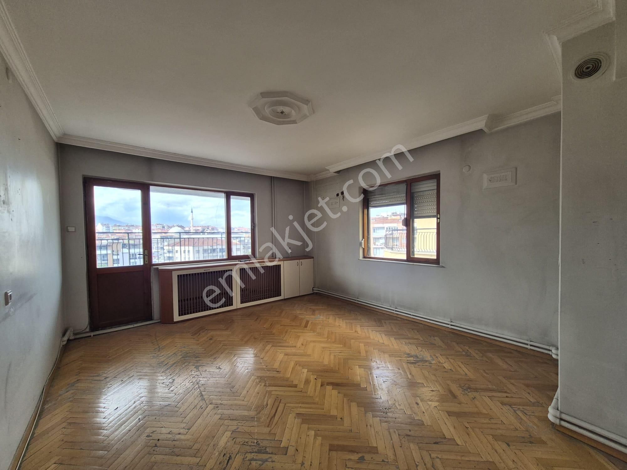 Myra Dan Saltak Caddesi Nde Satılık 4+1 Ara Kat Daire - Görsel 14