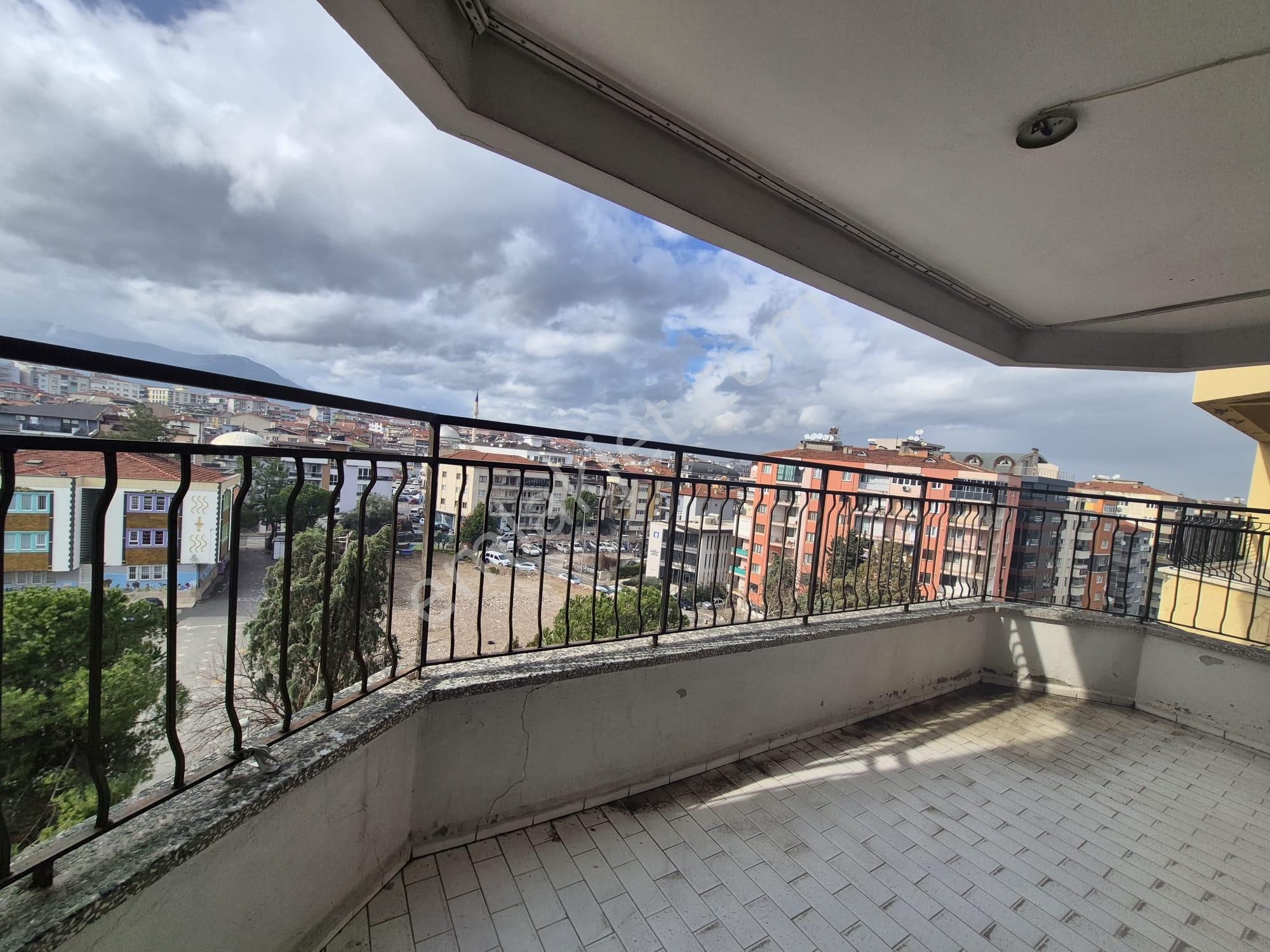 Myra Dan Saltak Caddesi Nde Satılık 4+1 Ara Kat Daire - Görsel 8