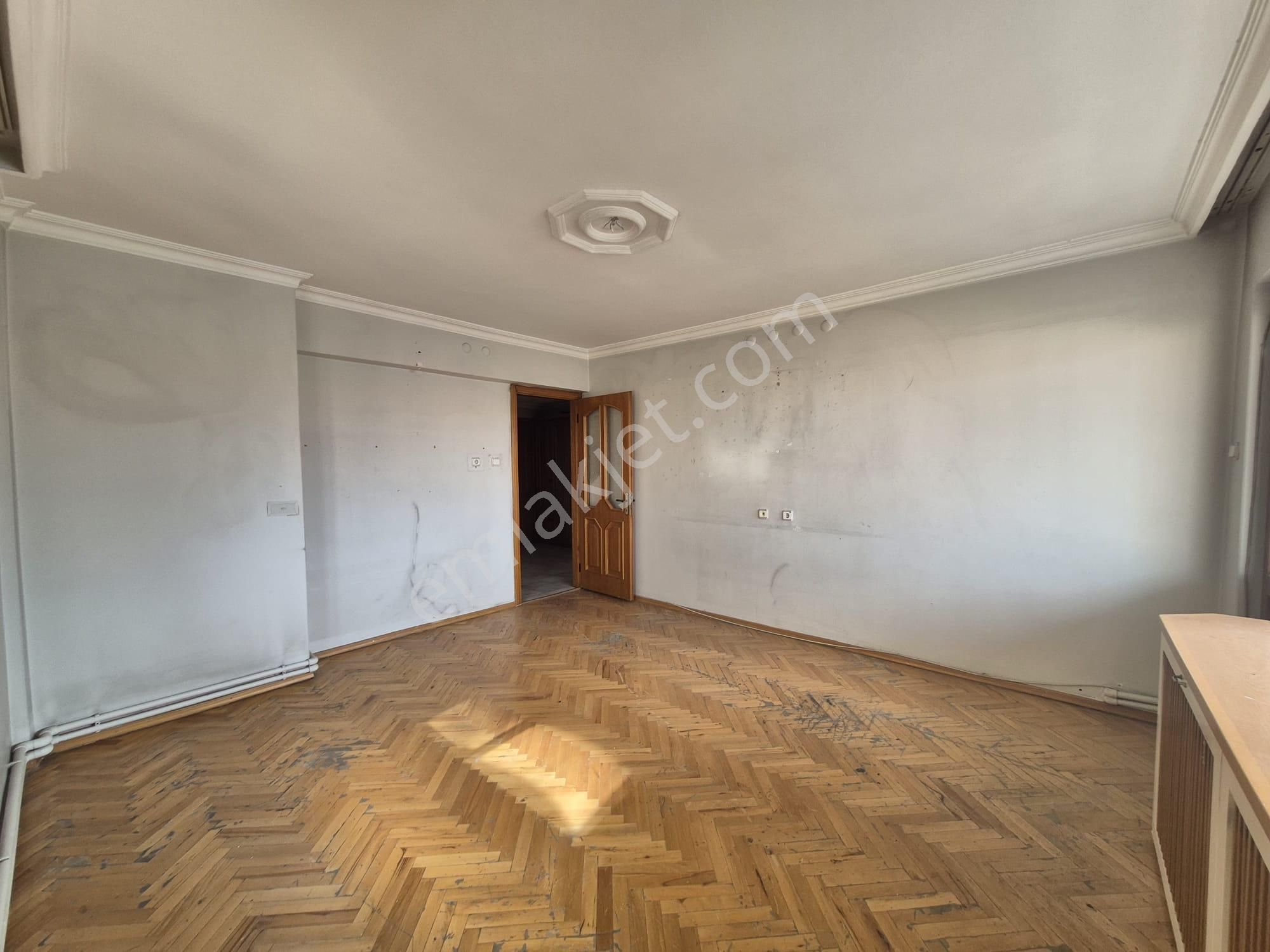 Myra Dan Saltak Caddesi Nde Satılık 4+1 Ara Kat Daire - Görsel 11